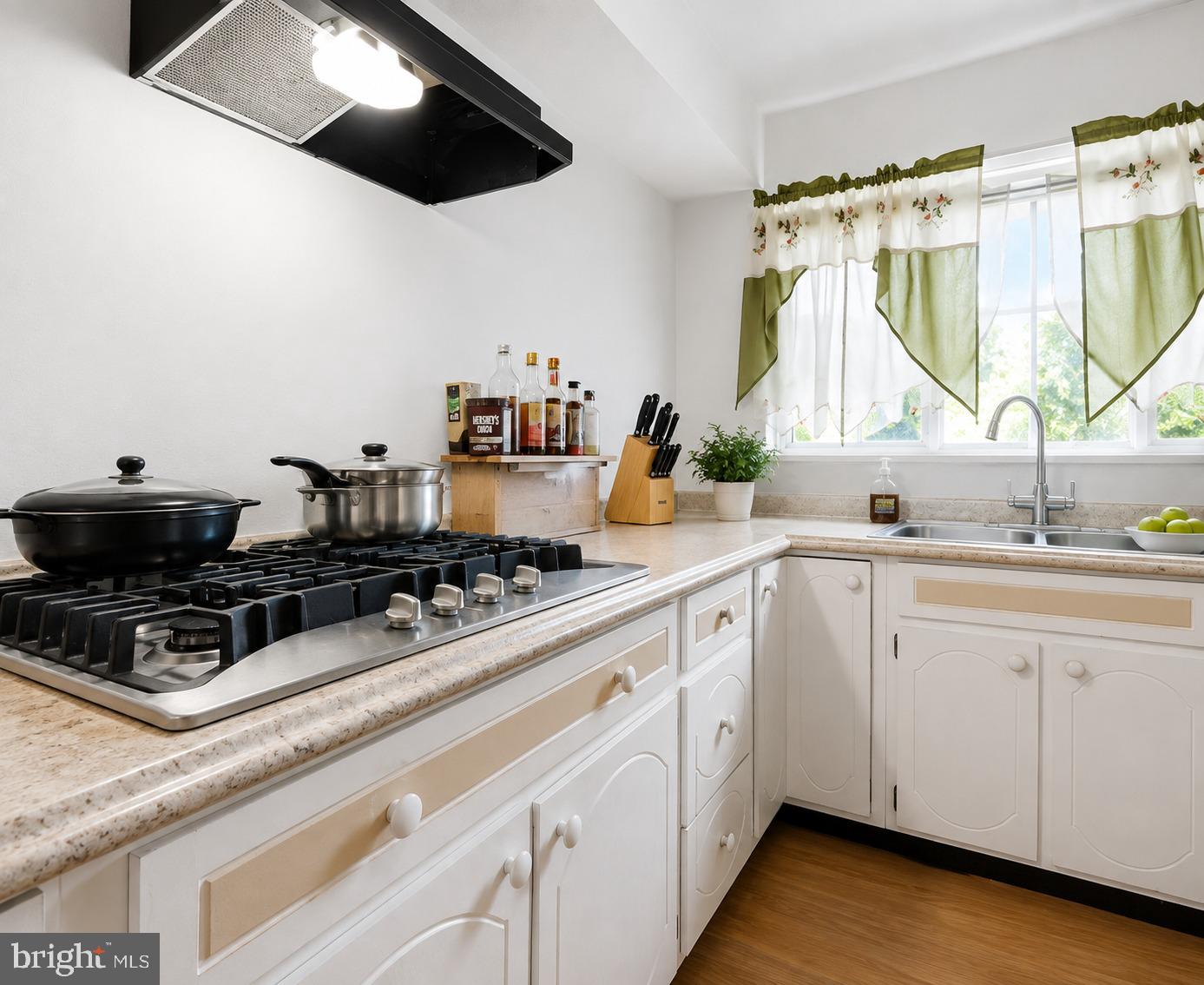 4419 BETHEL AVENUE