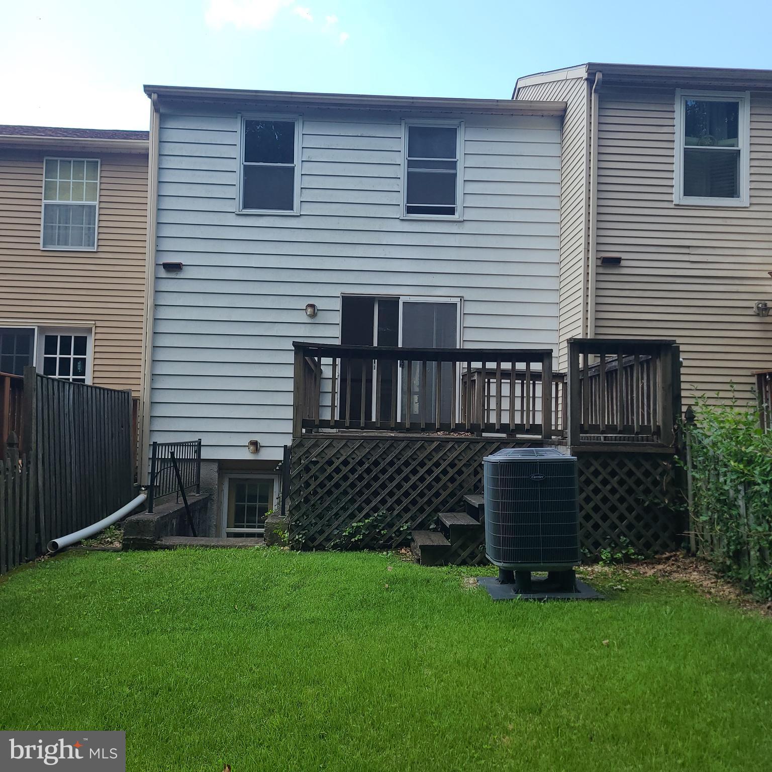 UPTON VILLAGE NORTH - Residential