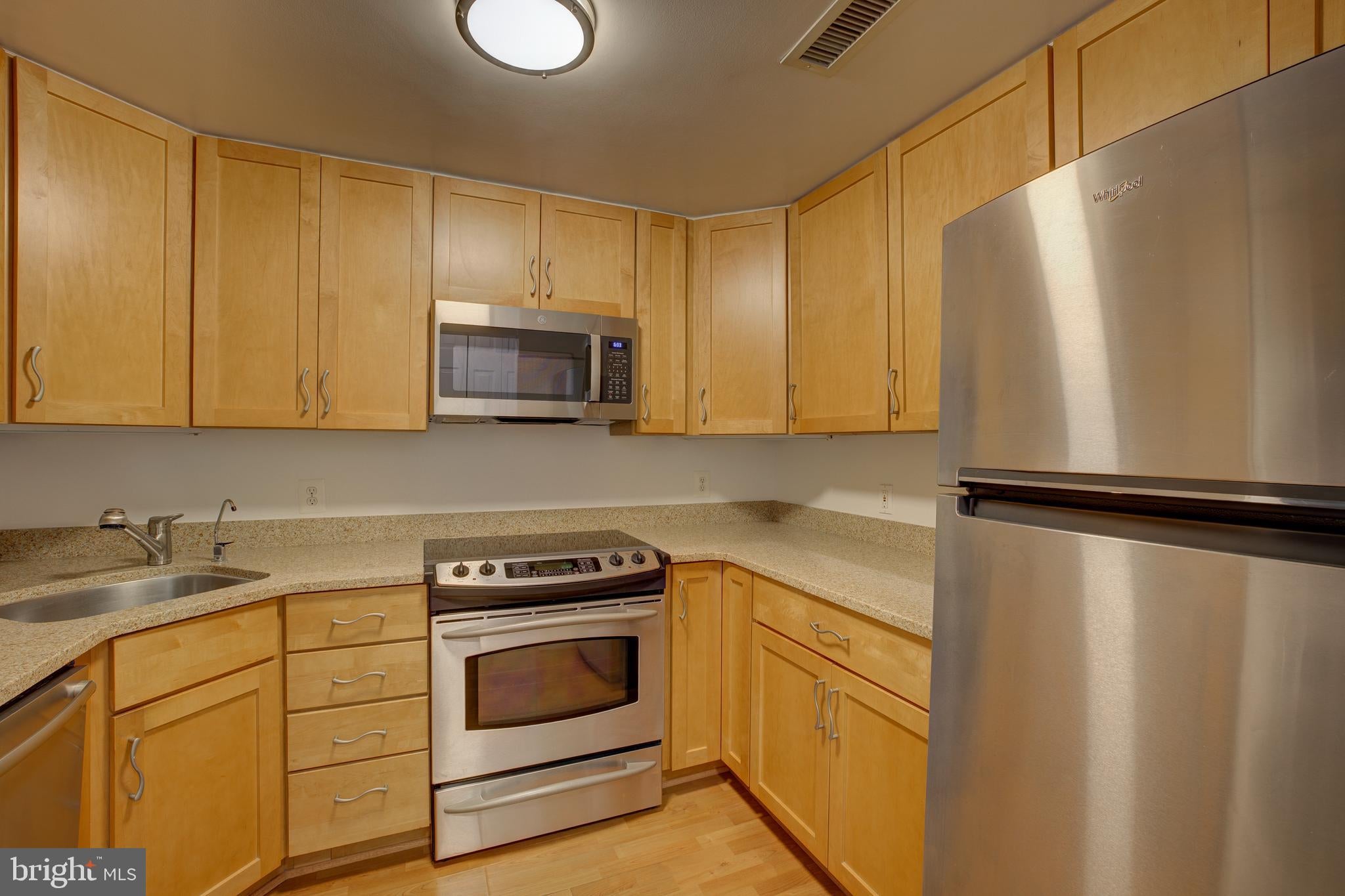 4601 N PARK AVENUE 1602-B