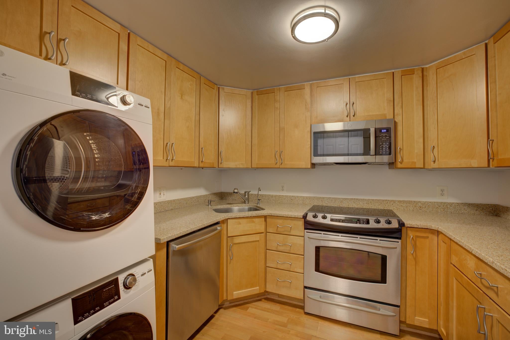 4601 N PARK AVENUE 1602-B