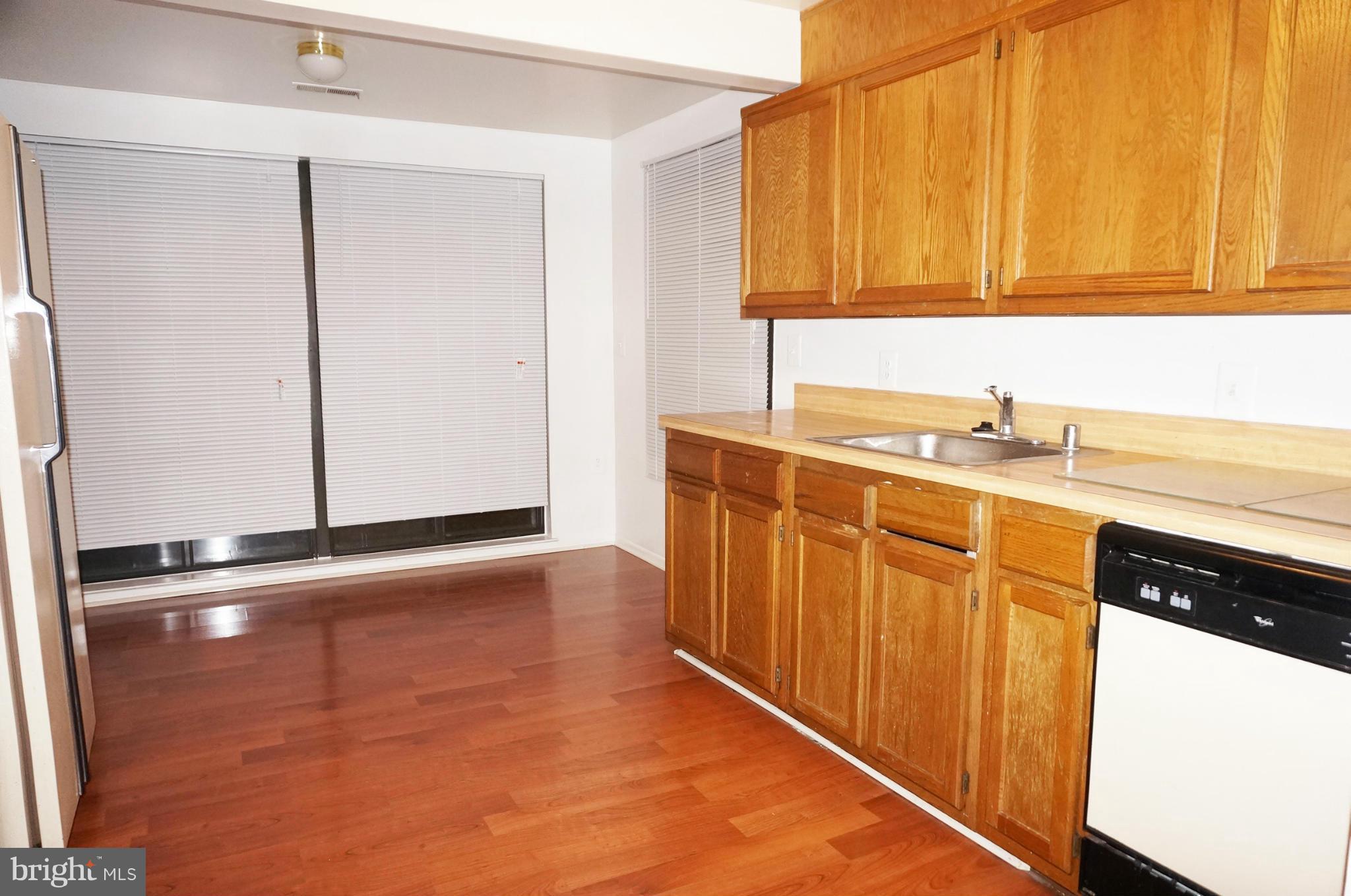 FARMINGDALE - Residential