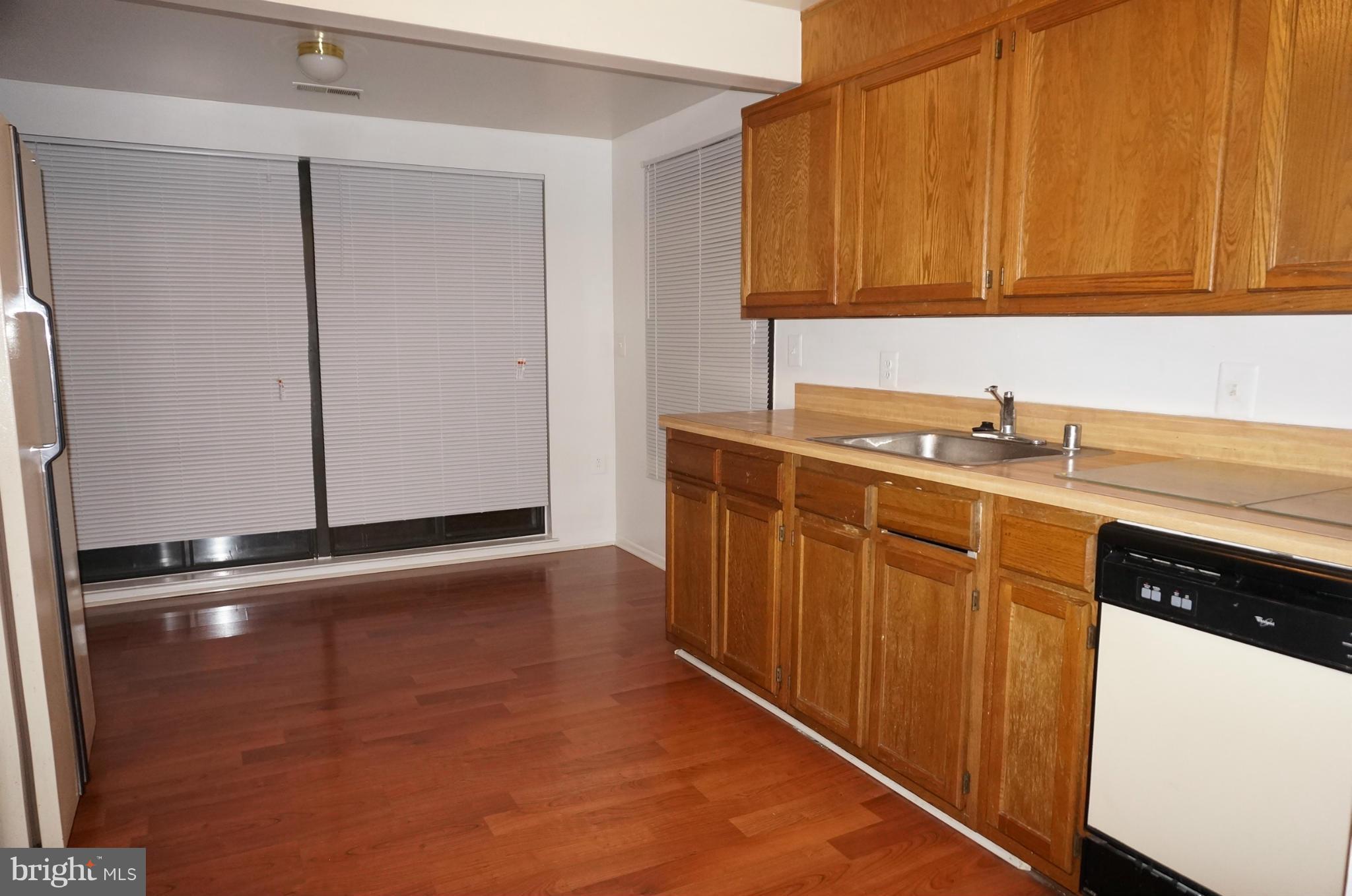 FARMINGDALE - Residential