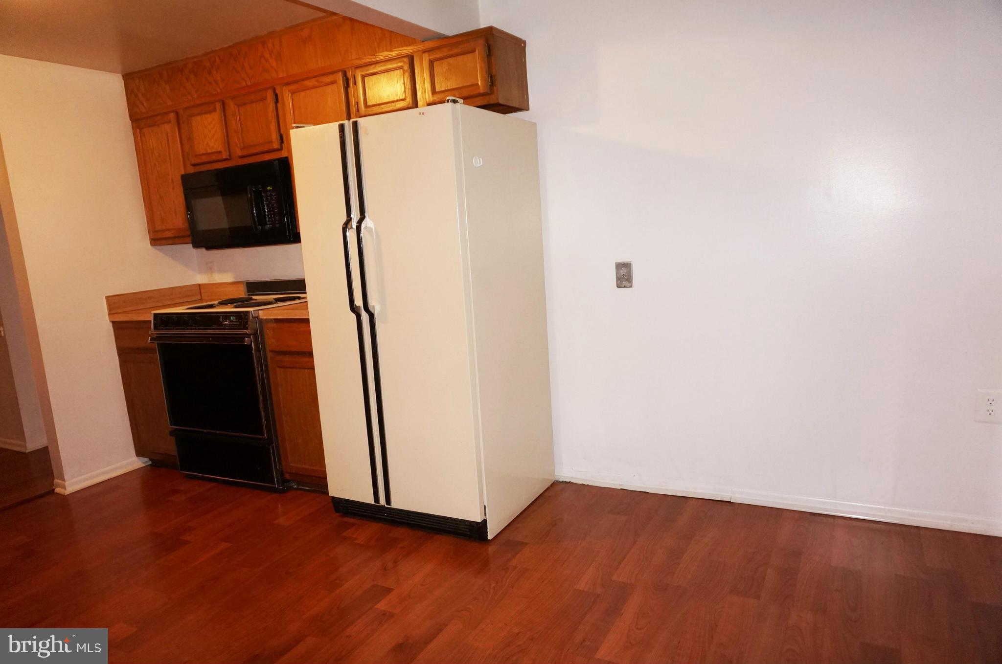 FARMINGDALE - Residential