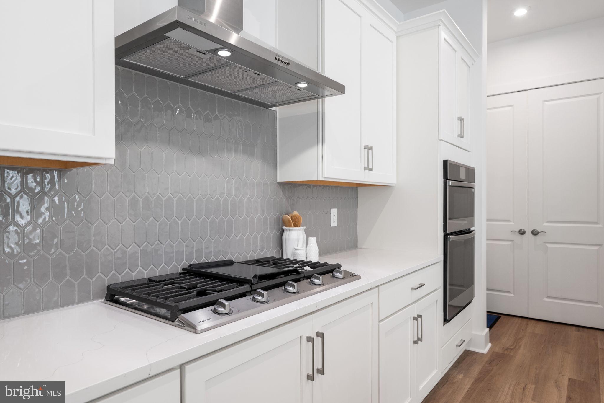 SPRING LAKE - Residential