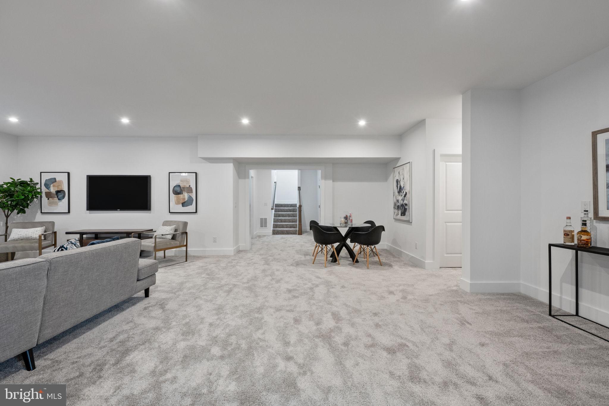 SPRING LAKE - Residential