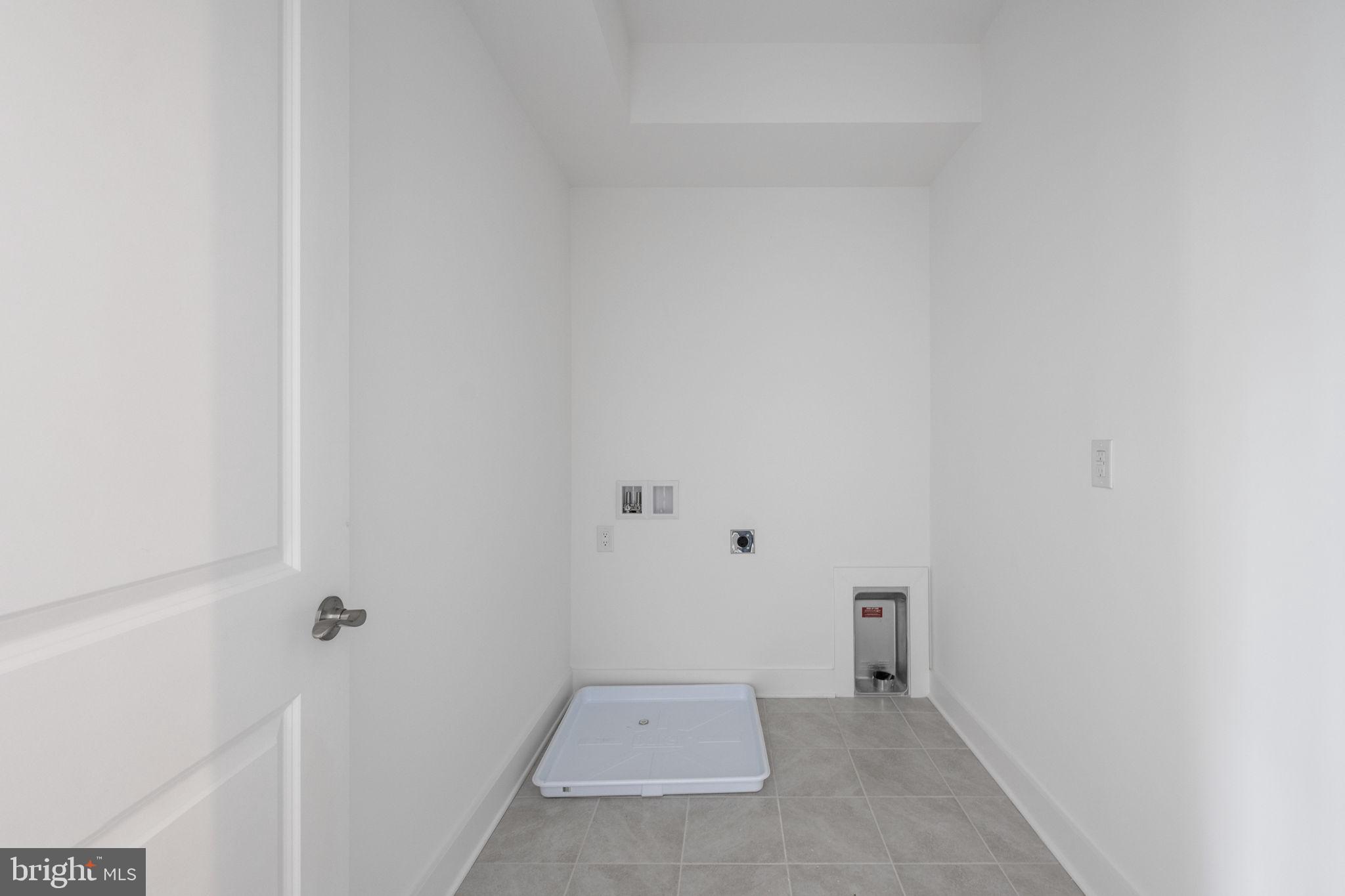 SPRING LAKE - Residential