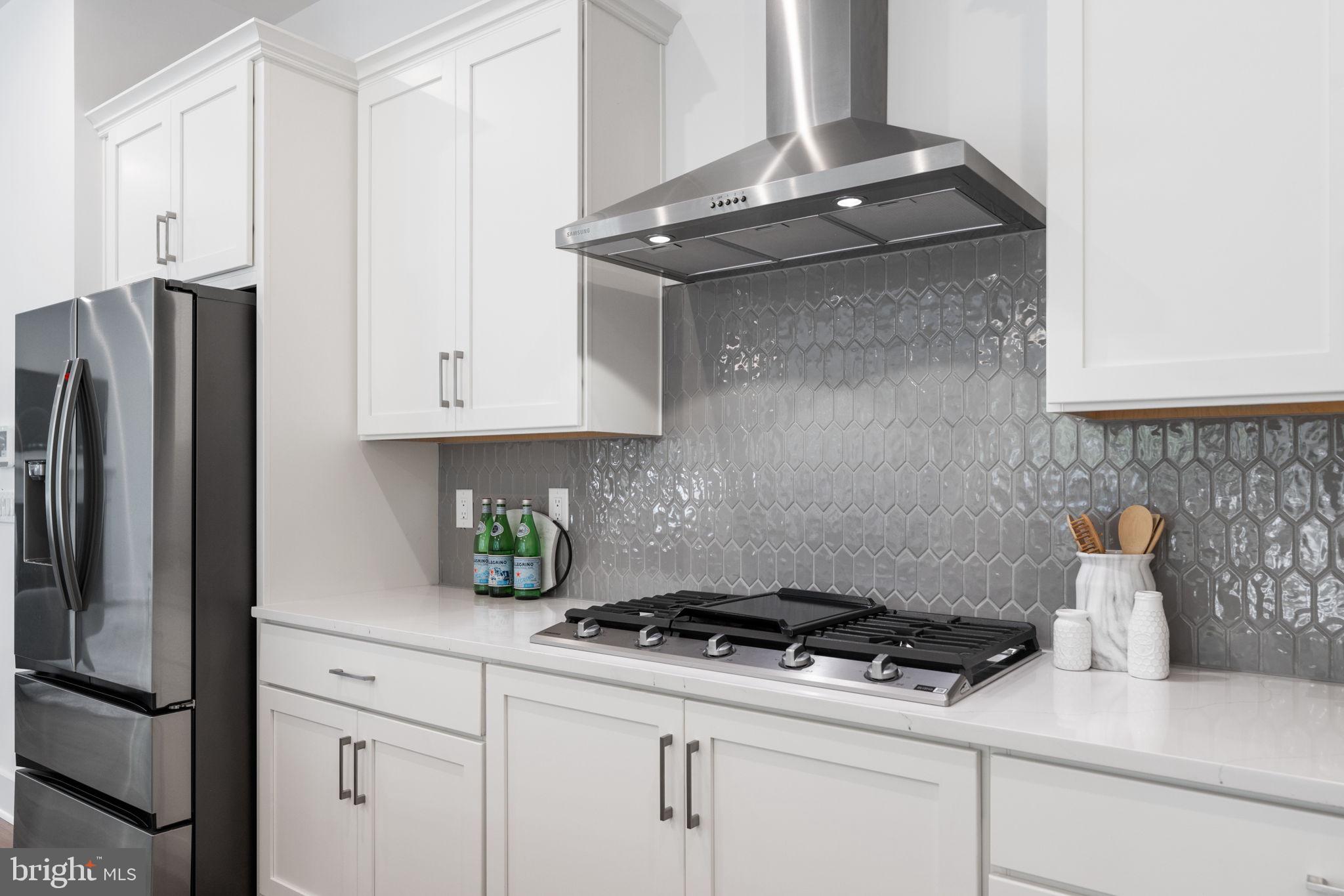 SPRING LAKE - Residential