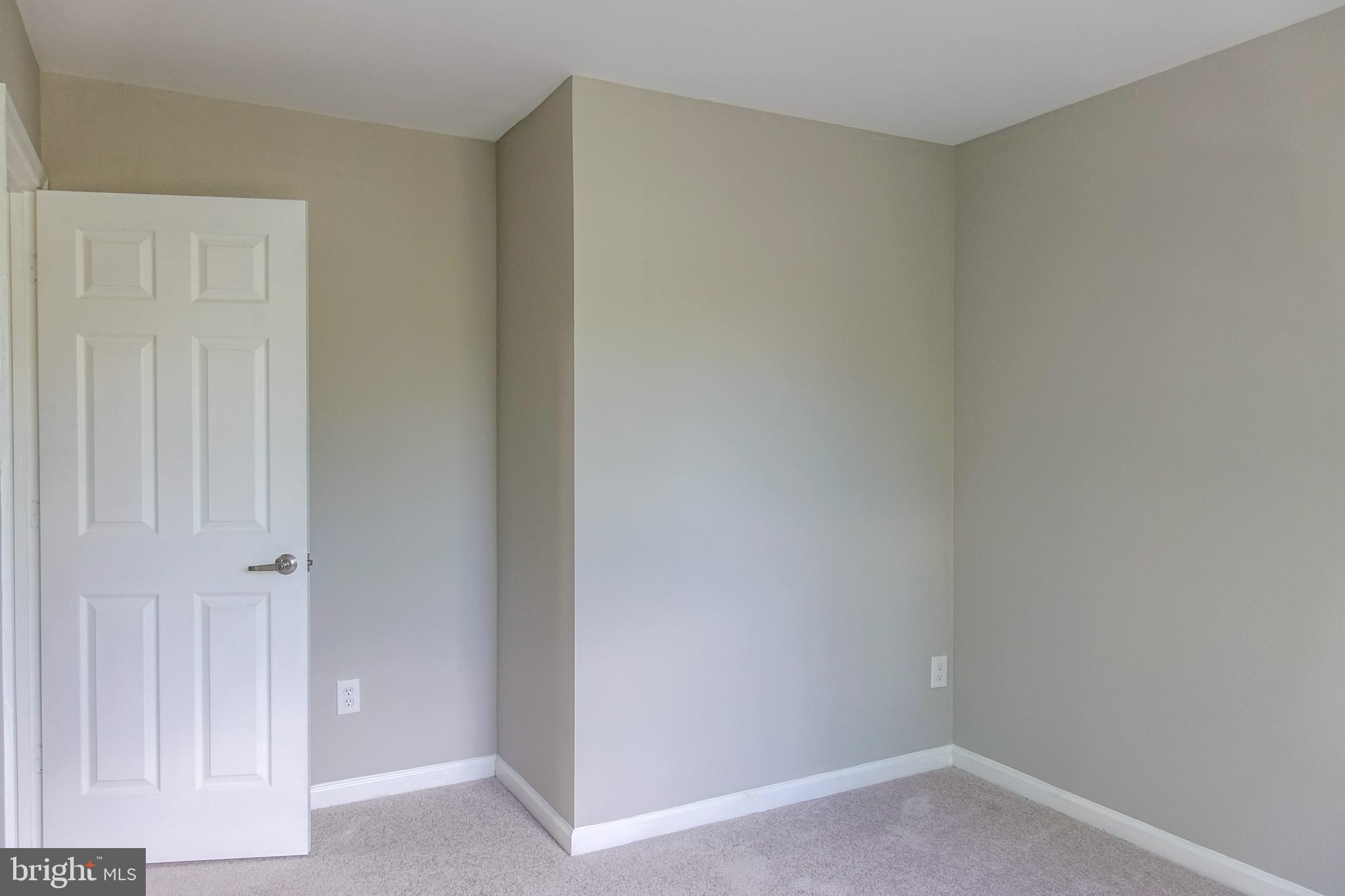 ASHBURN FARM - Residential