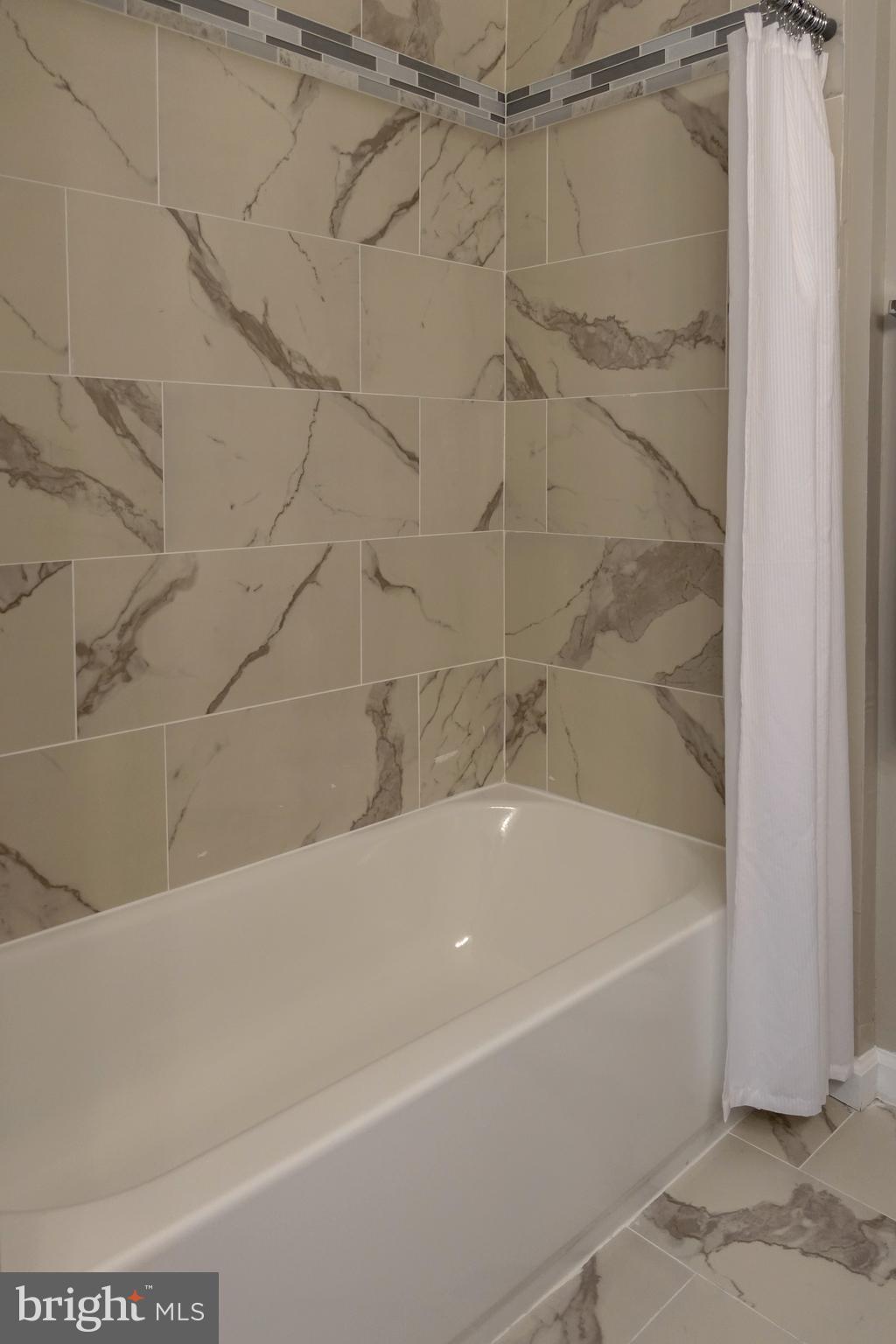 ASHBURN FARM - Residential