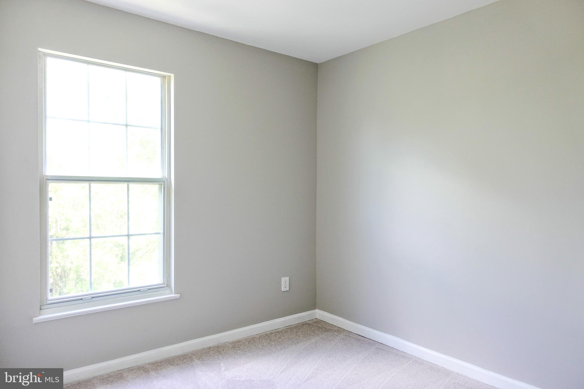 ASHBURN FARM - Residential