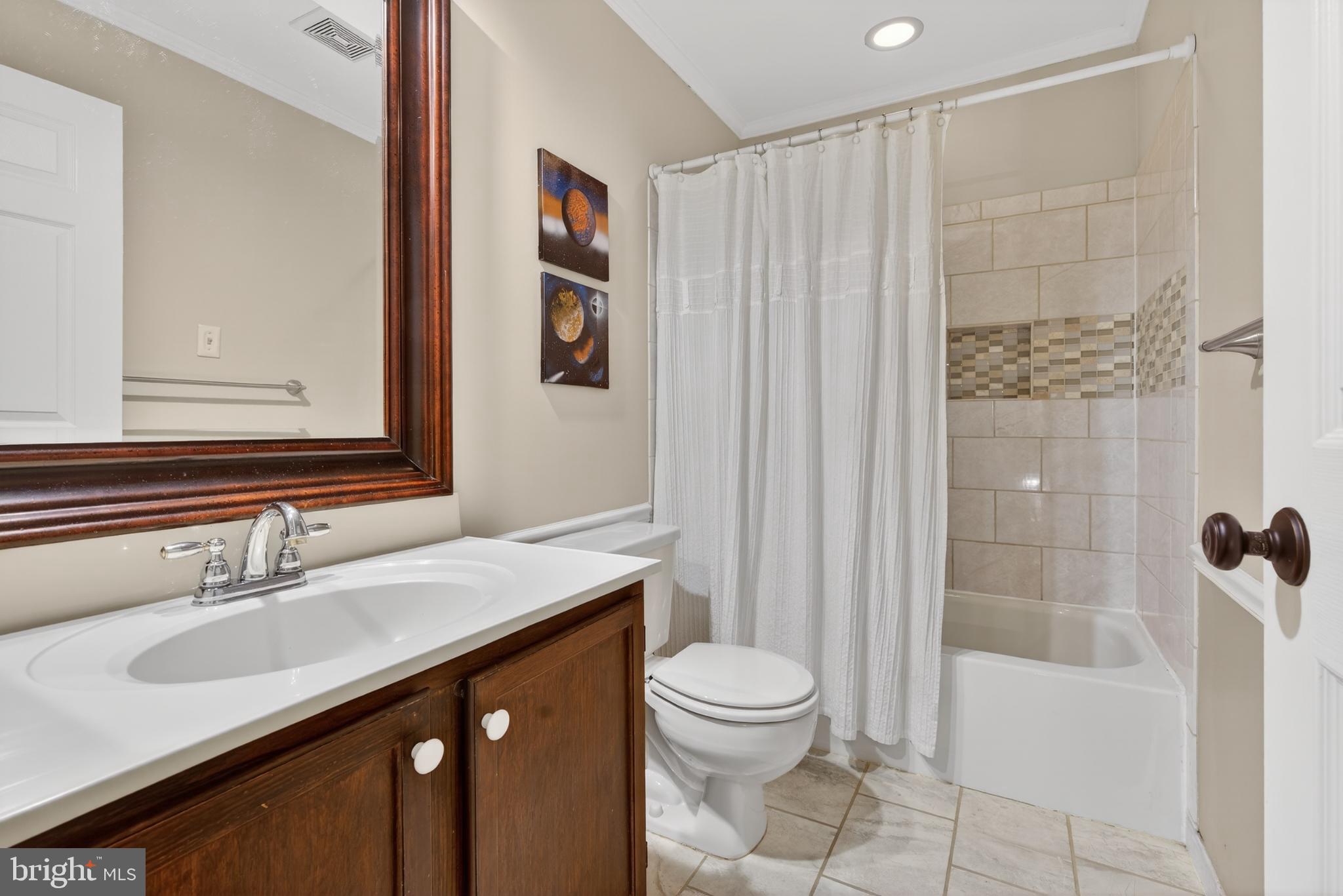 VALLEY MEDE - Residential