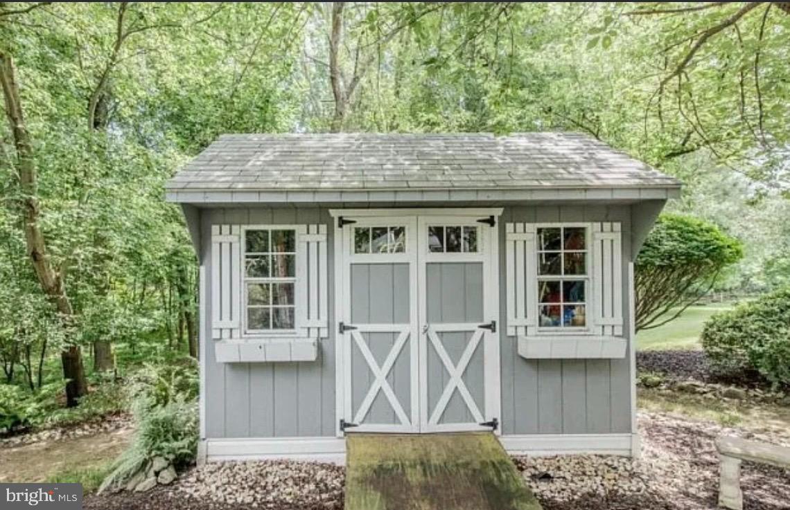 VALLEY MEDE - Residential