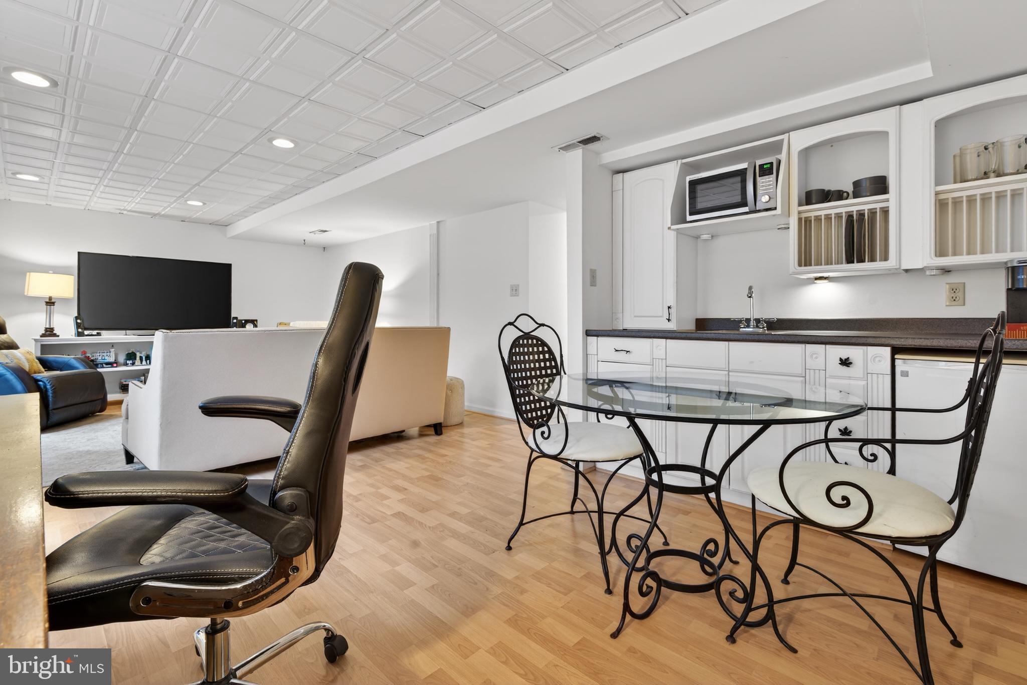 VALLEY MEDE - Residential