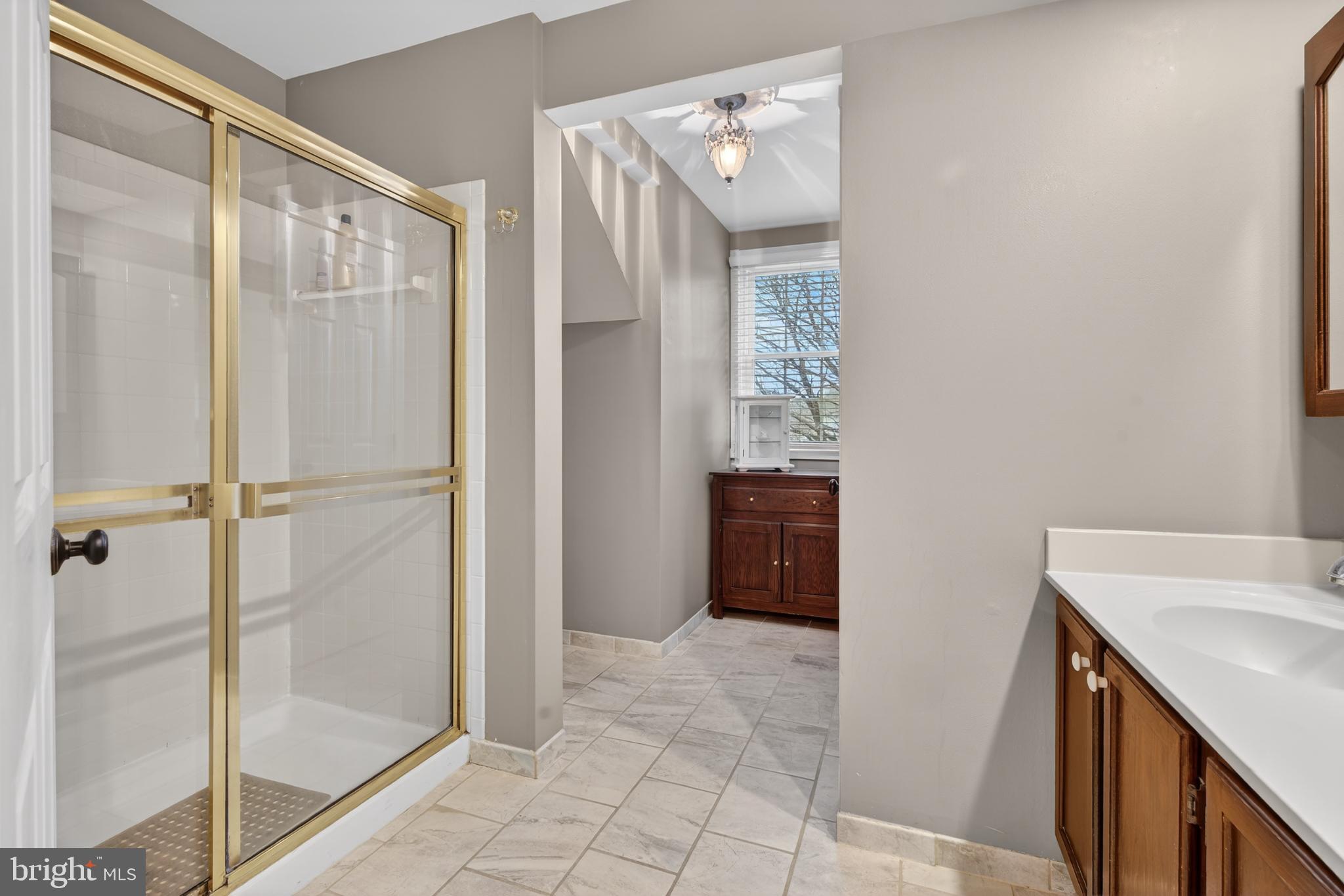 VALLEY MEDE - Residential