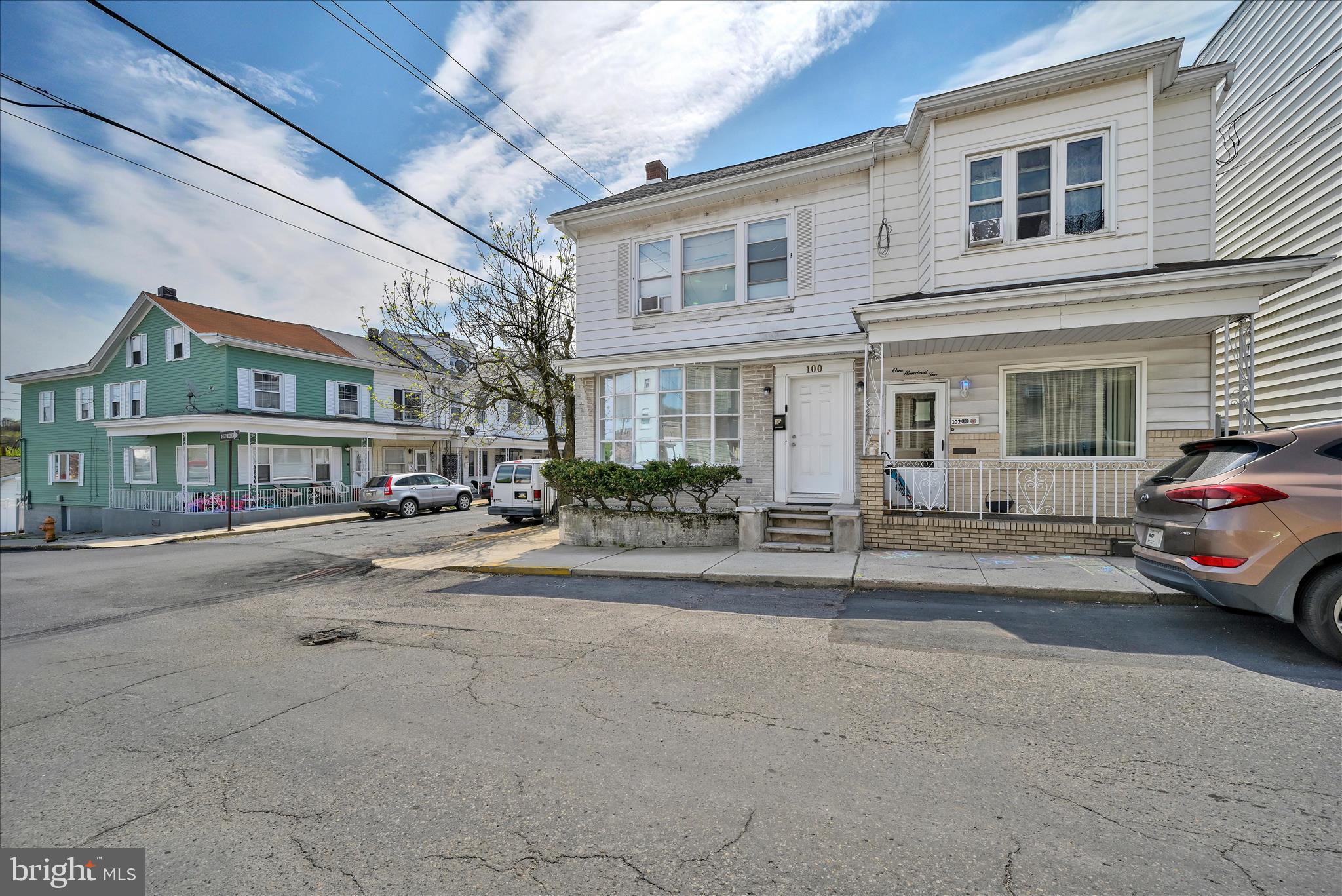 100 W CHERRY STREET