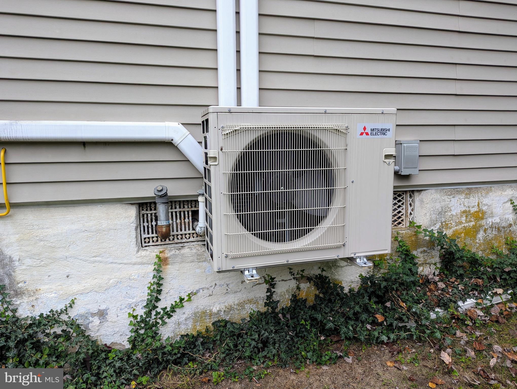 NEWTOWN - Residential