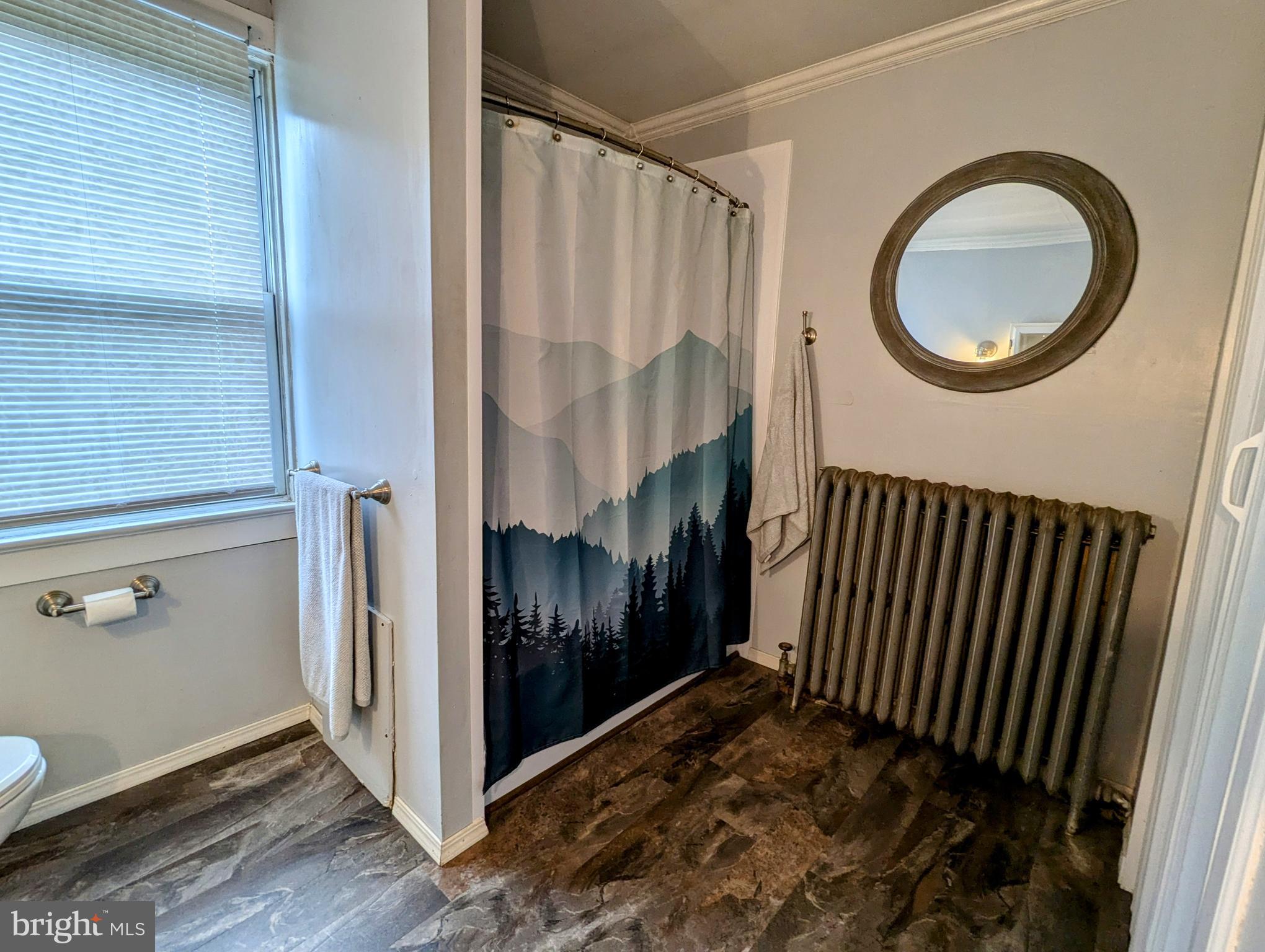 NEWTOWN - Residential