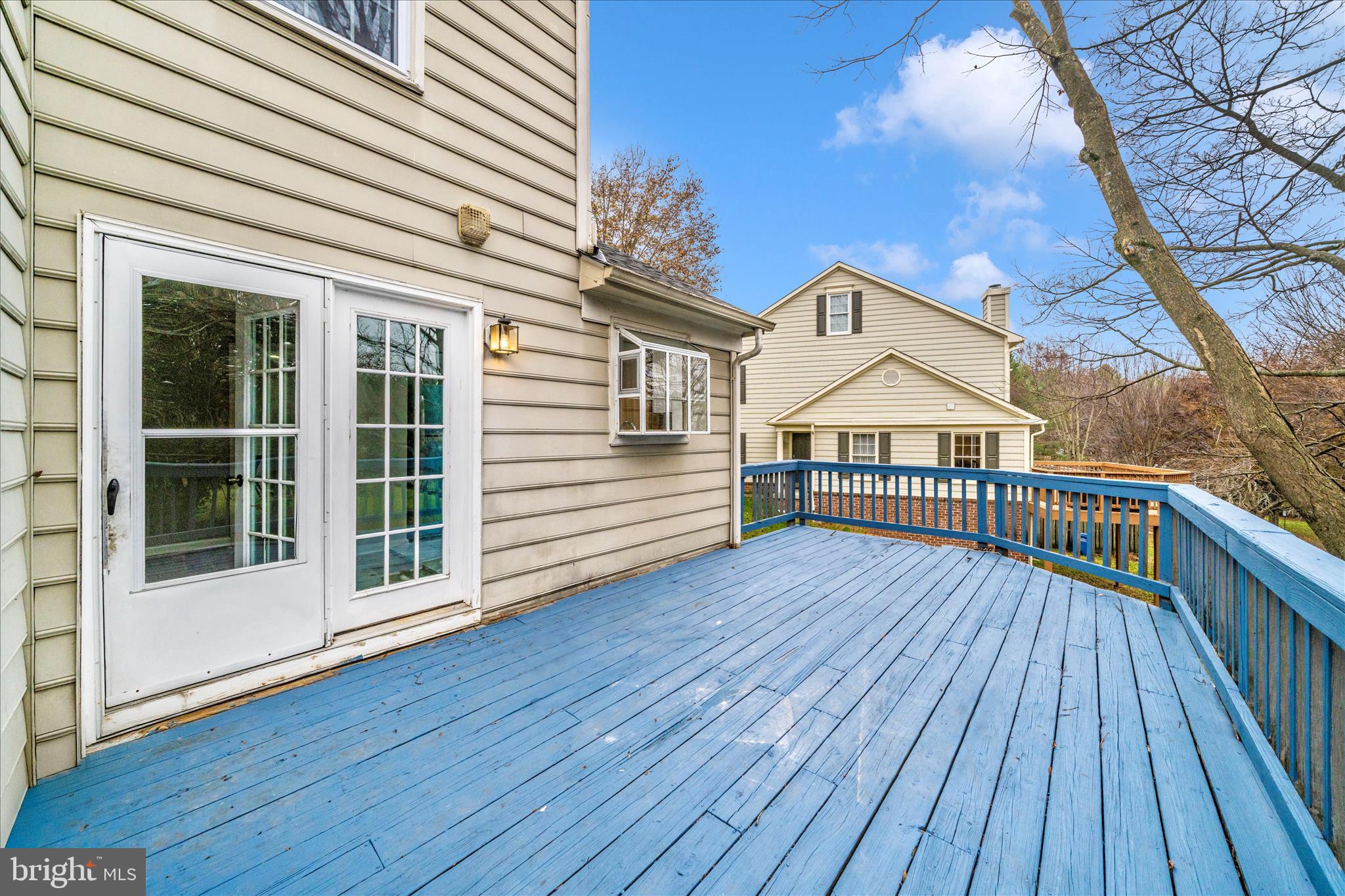 HOLLY POINTE - Residential