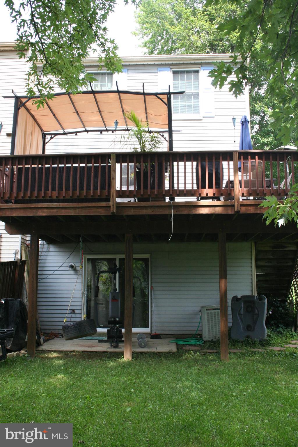 CONSTANT FRIENDSHIP - Residential