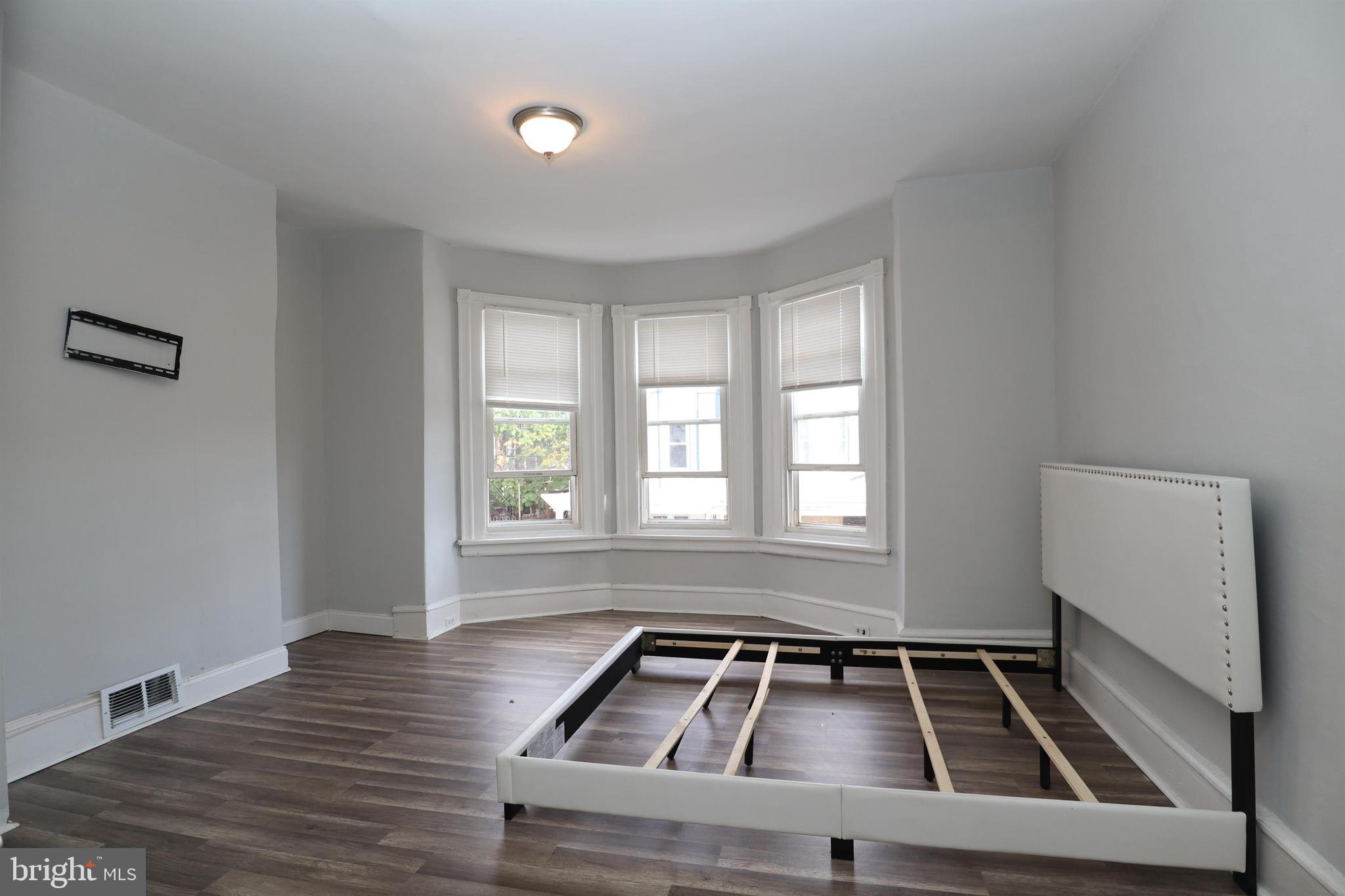COBBS CREEK - Residential Lease