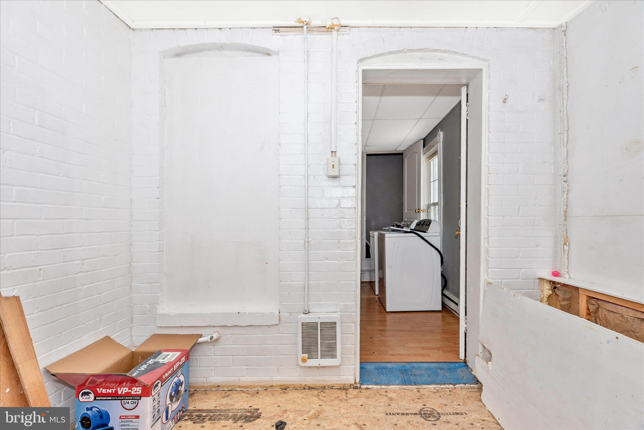 DOWNTOWN WESTMINSTER - Residential