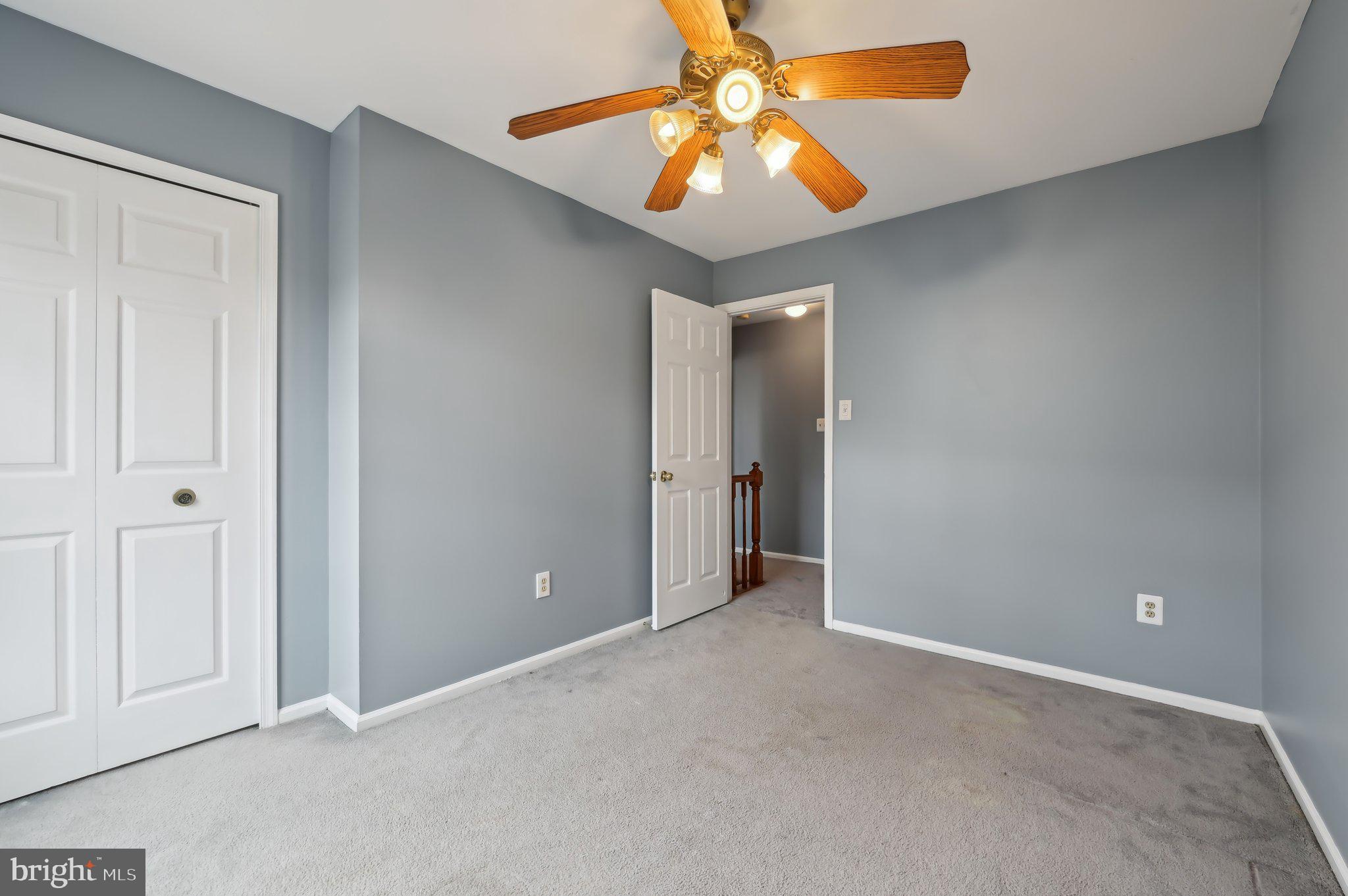 COLLEGE HILLS - Residential