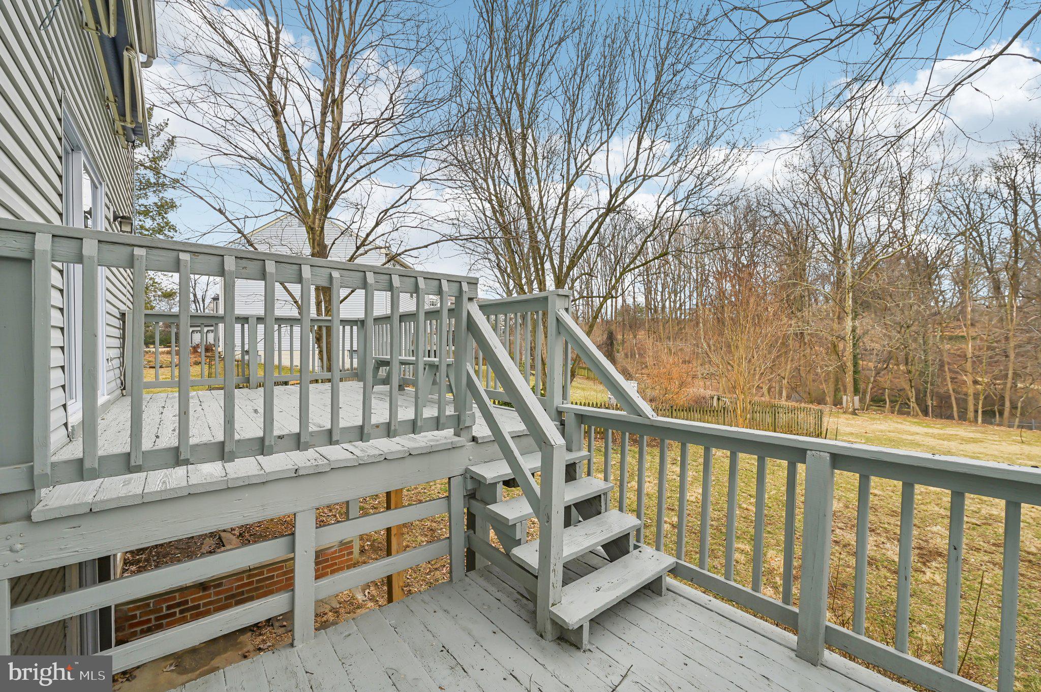 COLLEGE HILLS - Residential