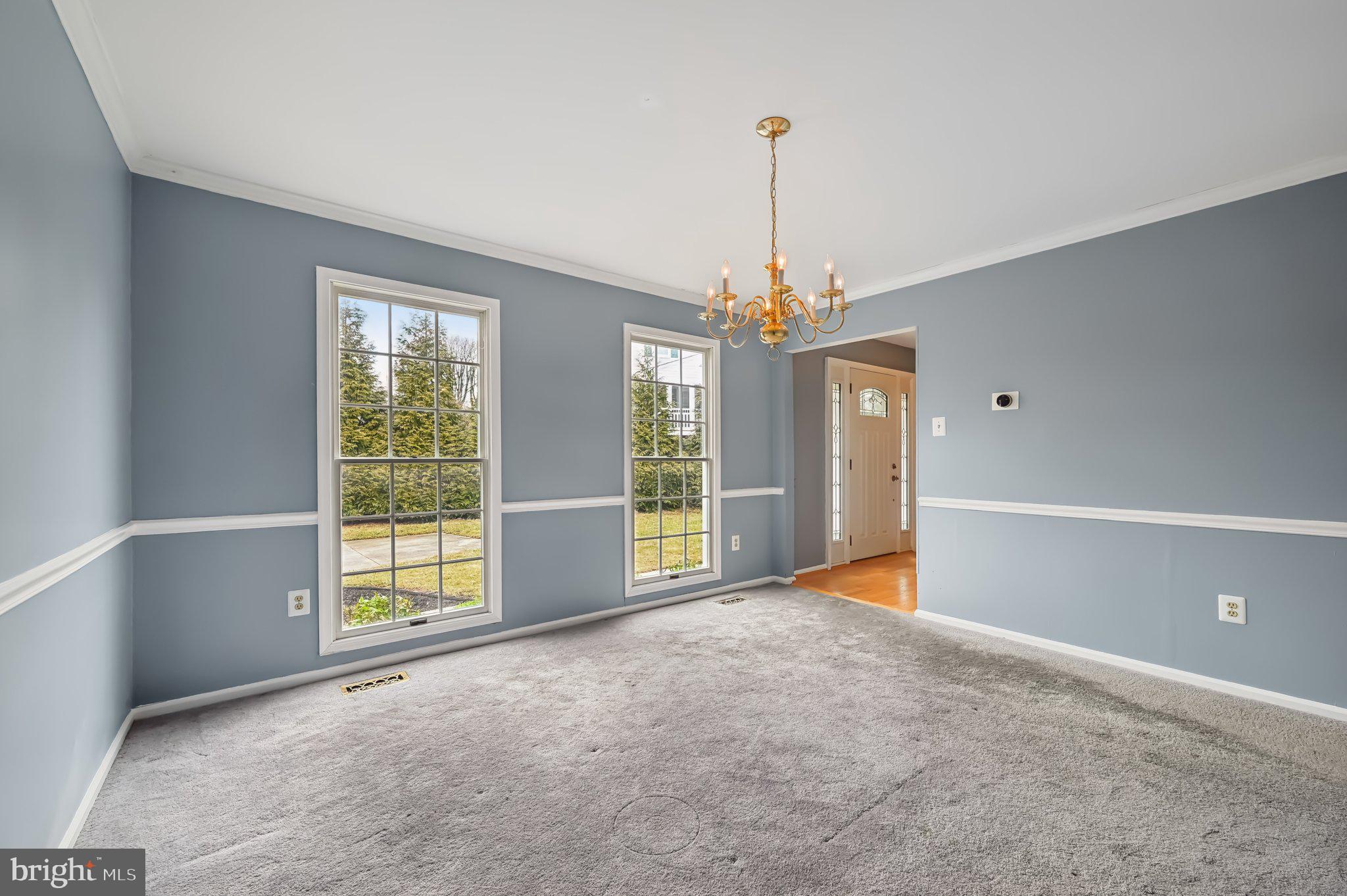 COLLEGE HILLS - Residential