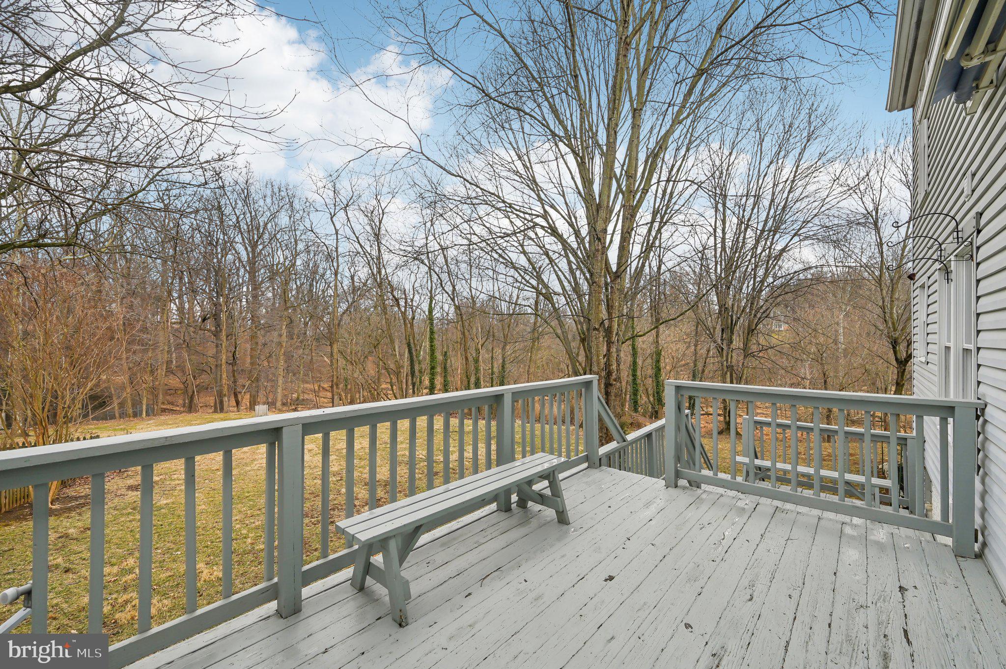 COLLEGE HILLS - Residential