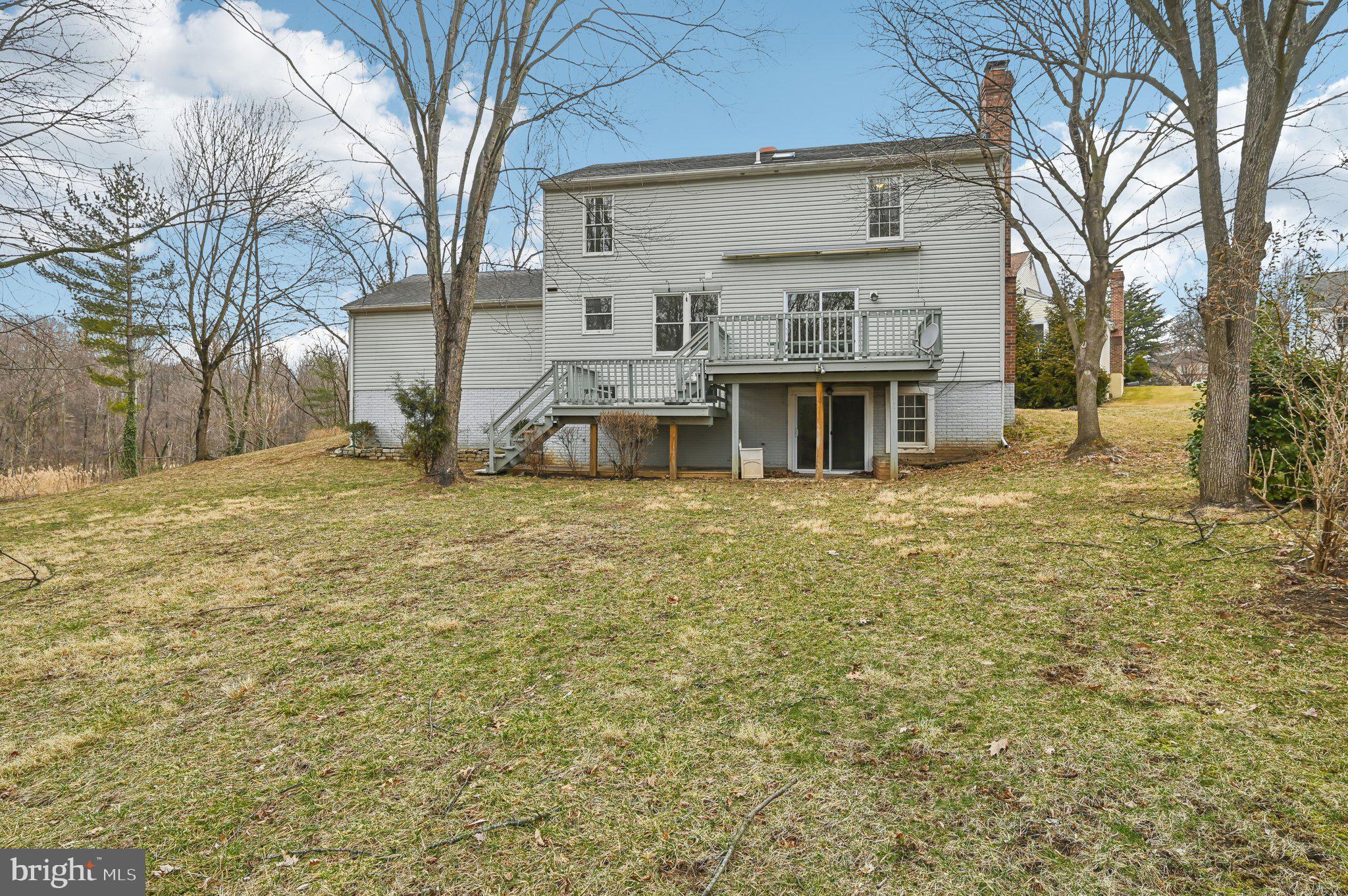 COLLEGE HILLS - Residential