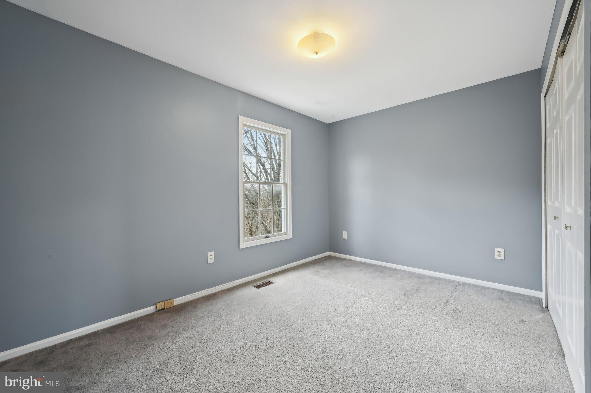 COLLEGE HILLS - Residential