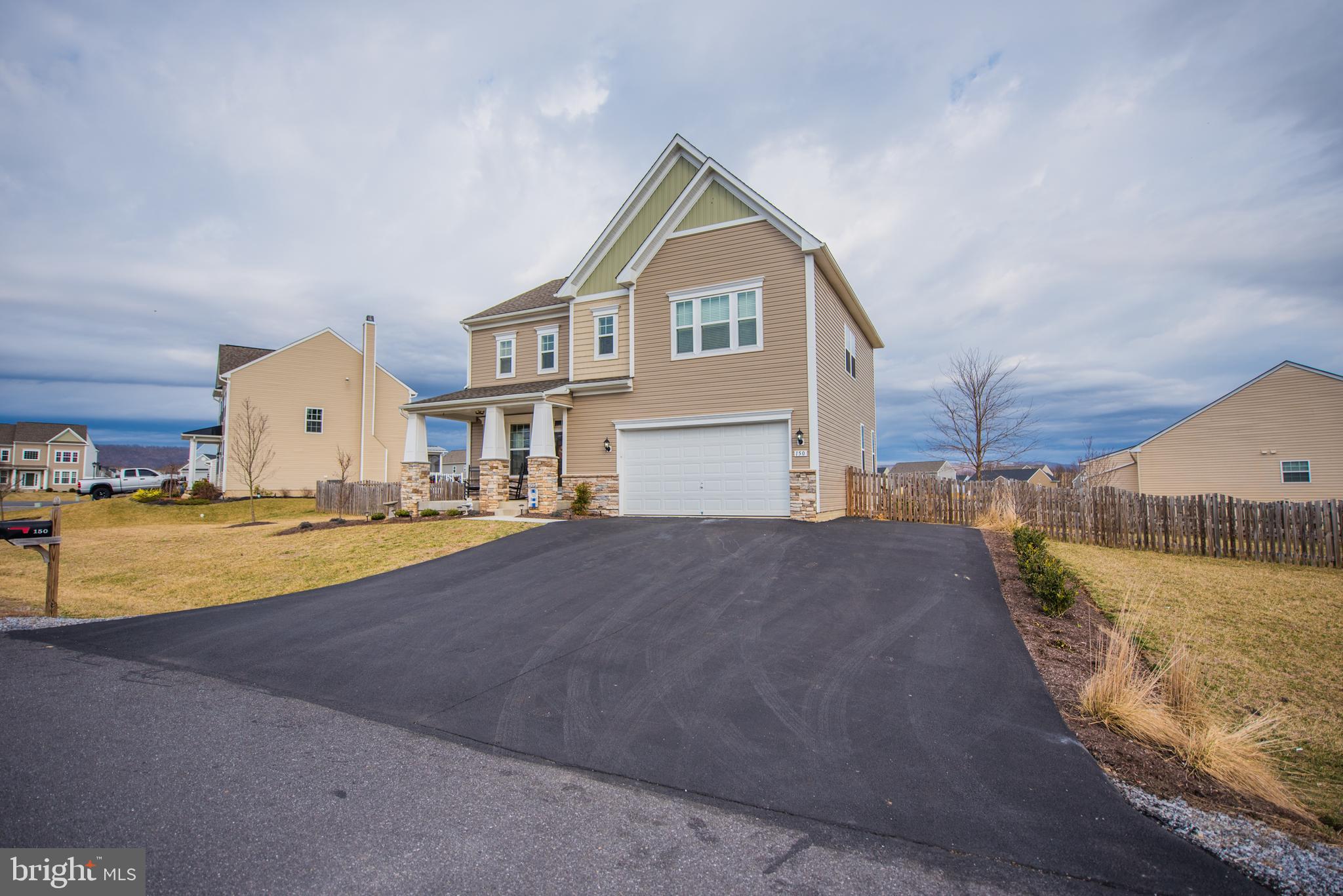 SPRINGDALE FARM - Residential