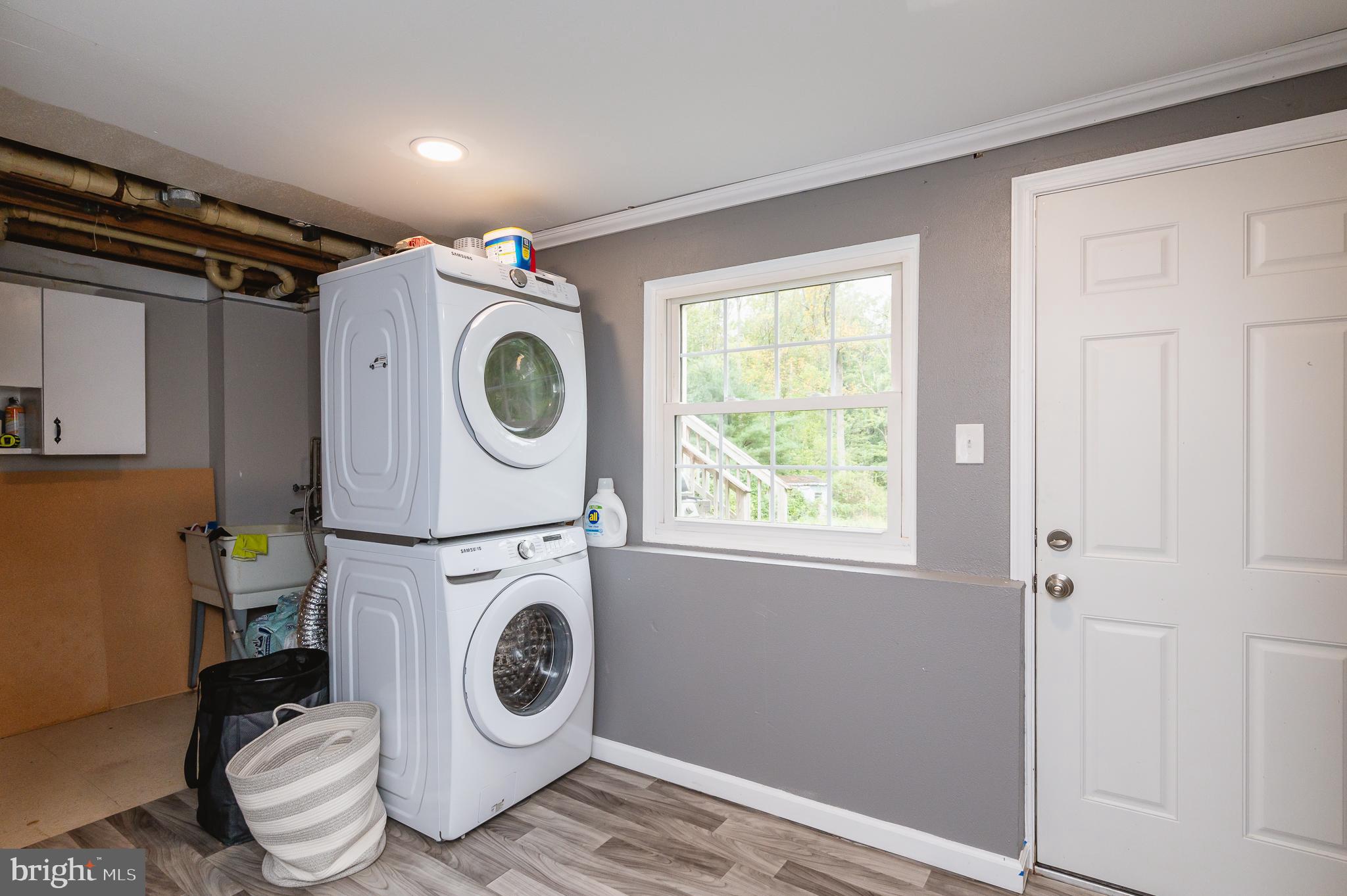 HARFORD WOODS - Residential