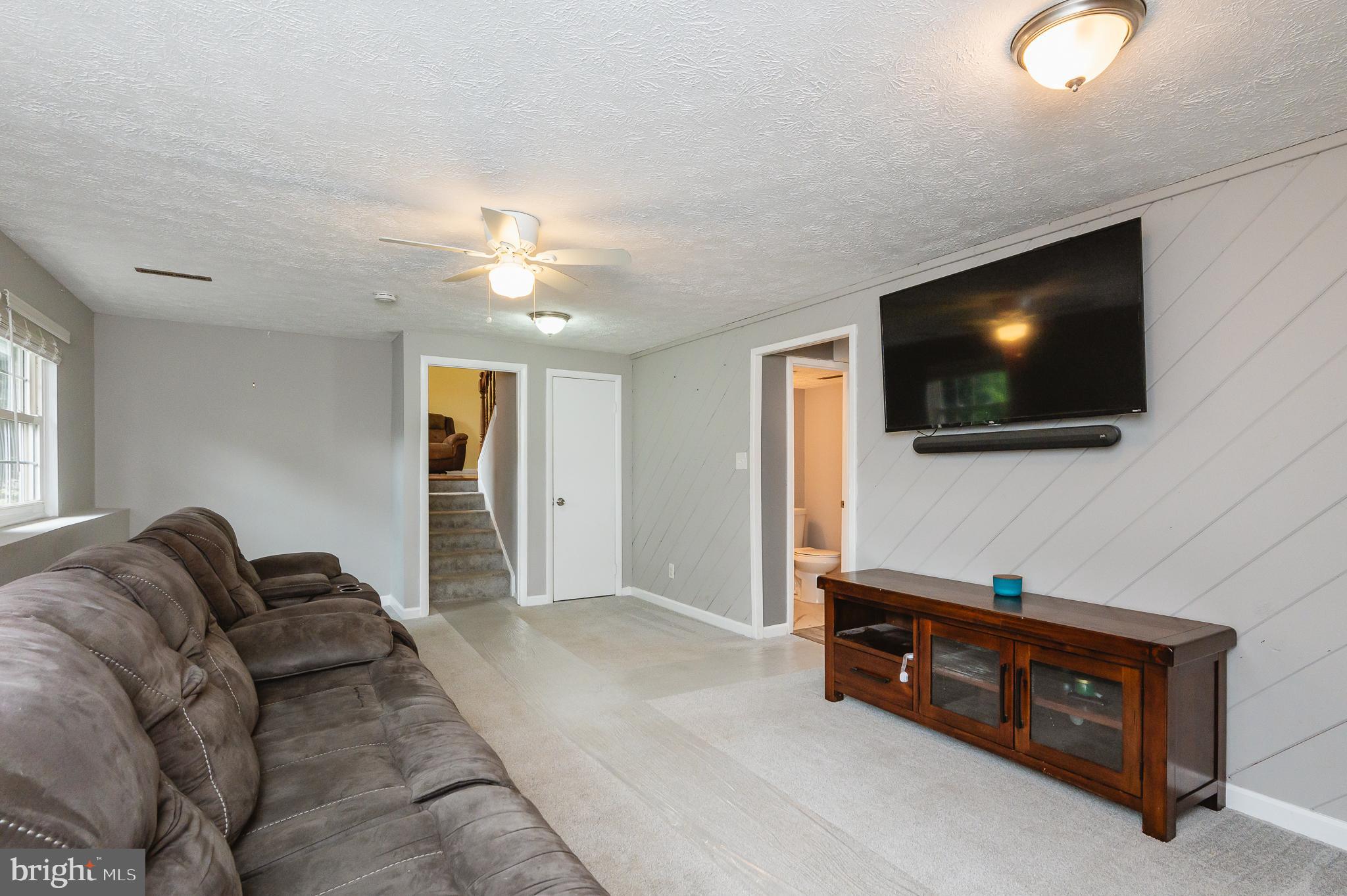 HARFORD WOODS - Residential