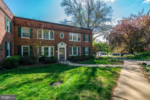 1906 N RHODES STREET 51 ARLINGTON VA 22201