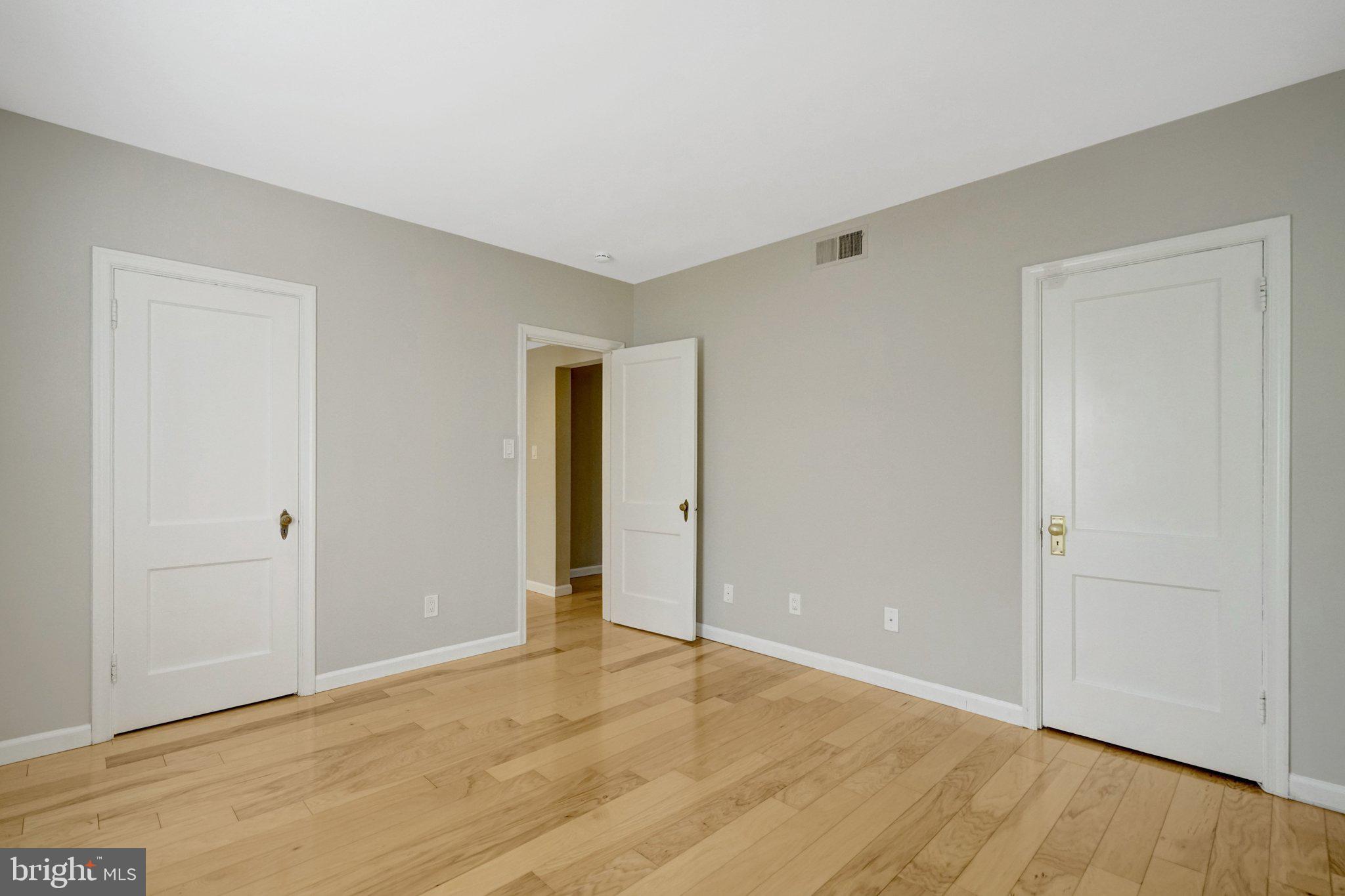 1906 N RHODES STREET 51