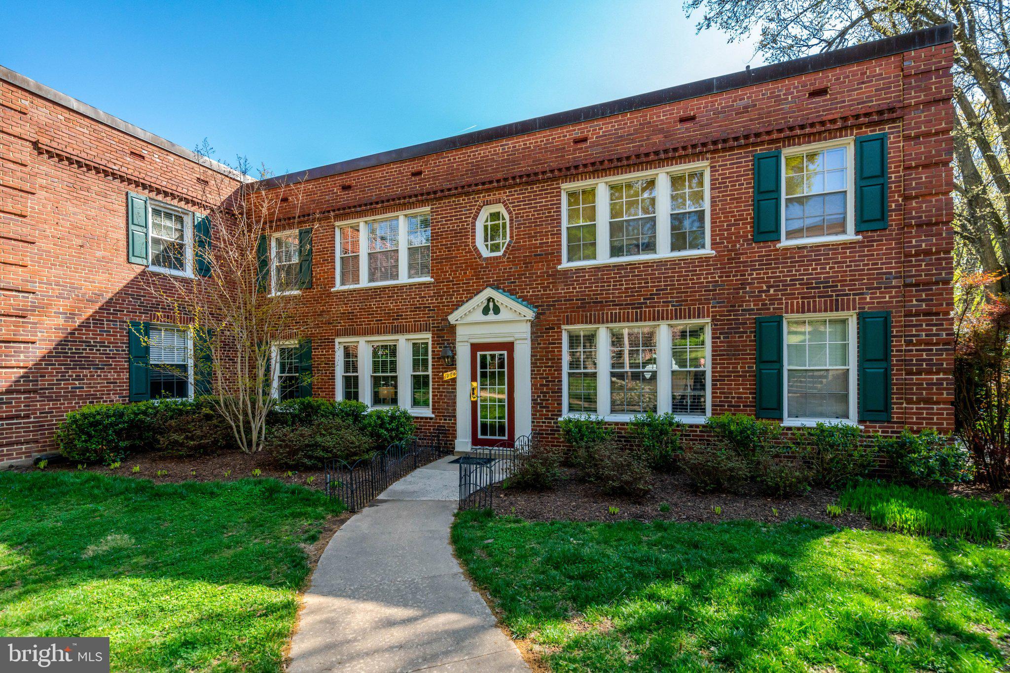 1906 N RHODES STREET 51