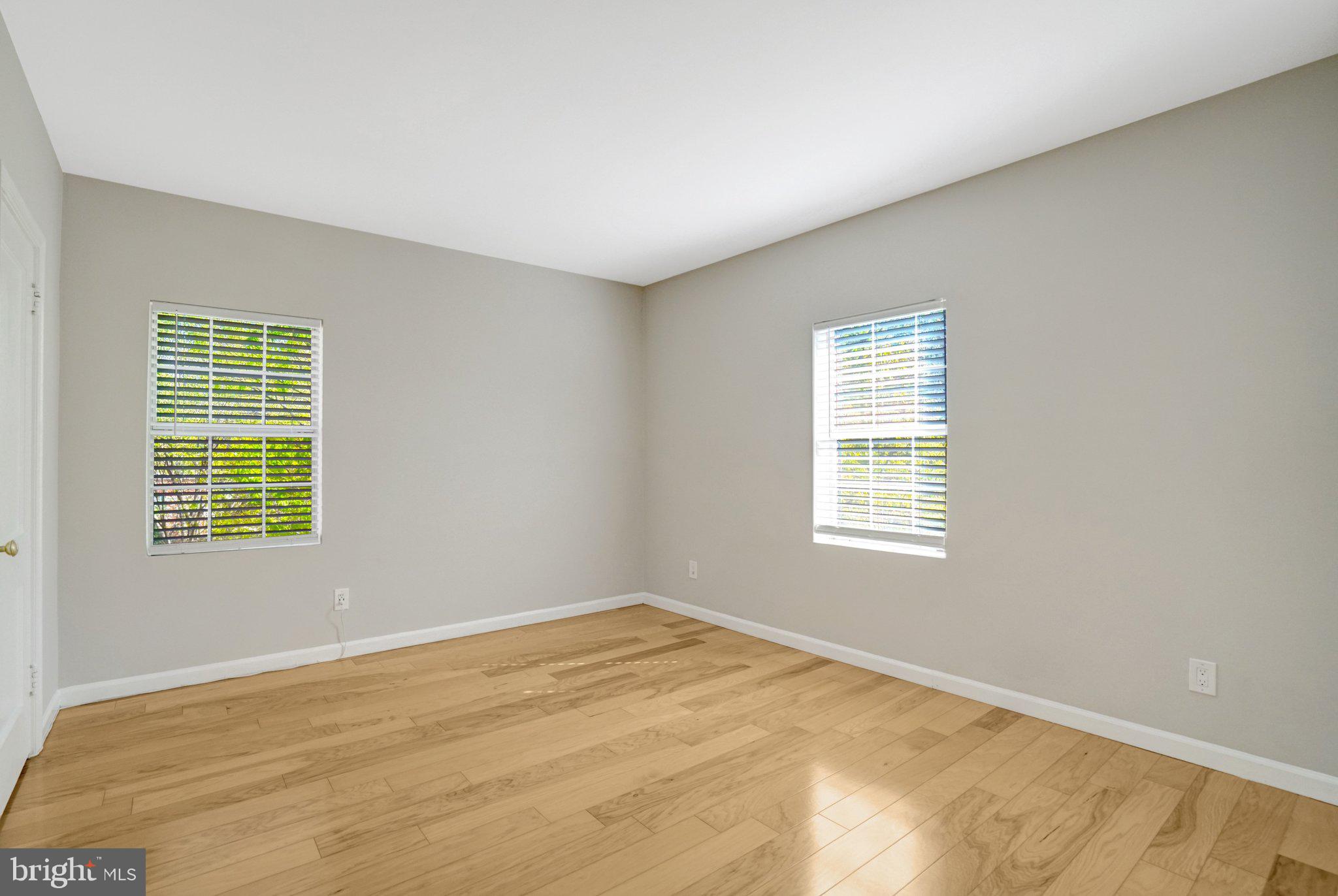 1906 N RHODES STREET 51