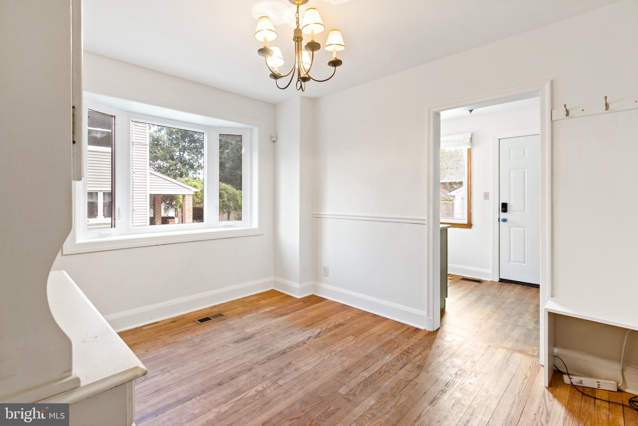 ROSEMONT EAST - Residential