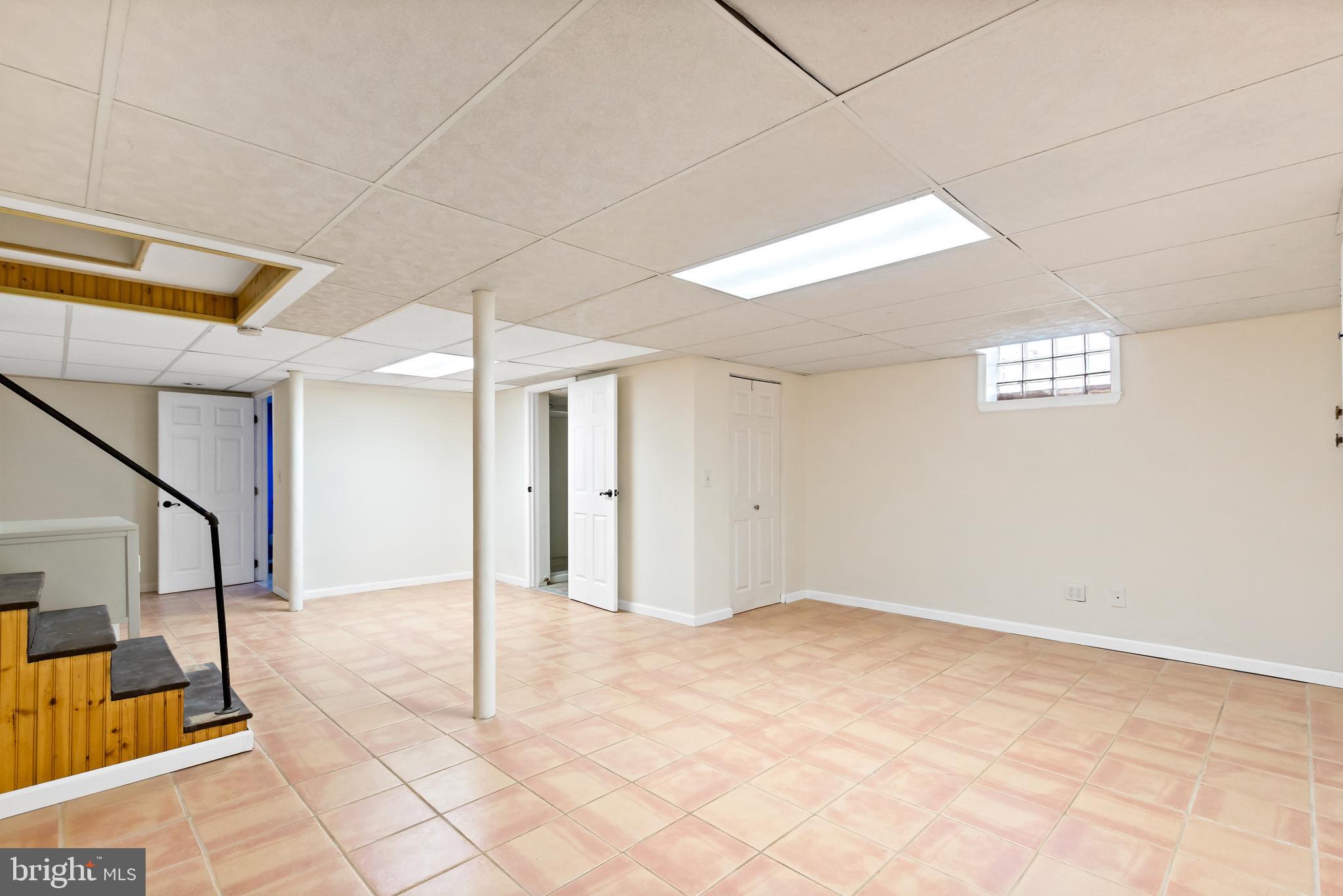 ROSEMONT EAST - Residential