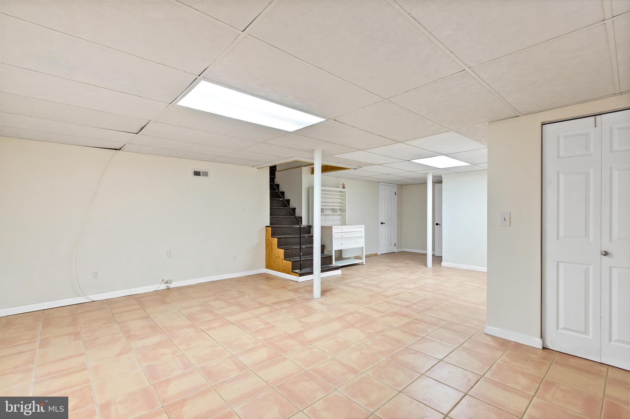 ROSEMONT EAST - Residential