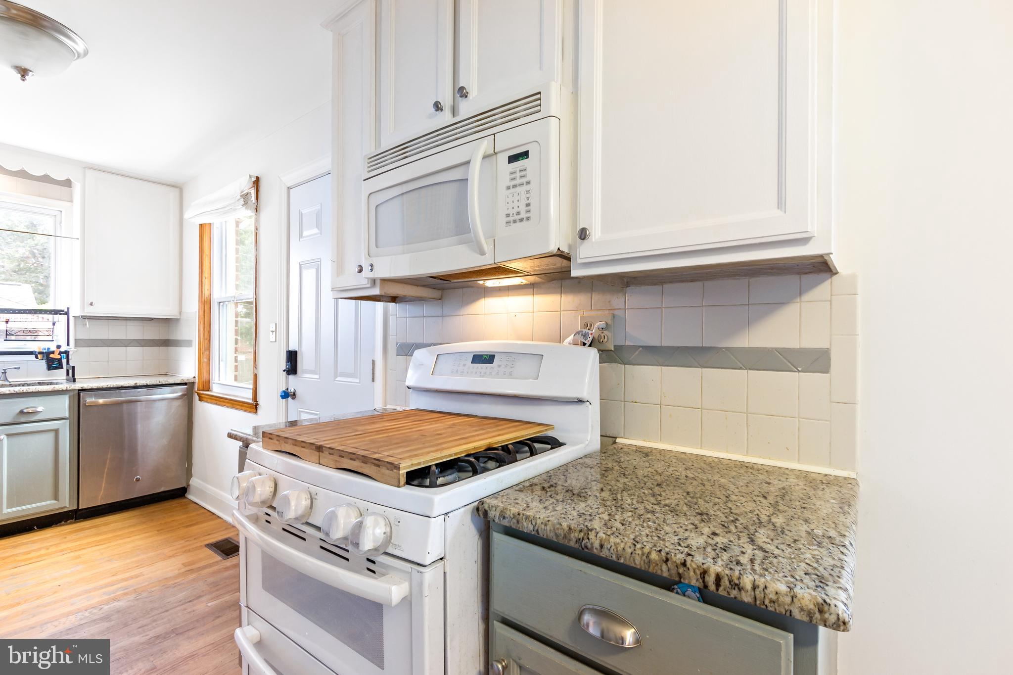 ROSEMONT EAST - Residential