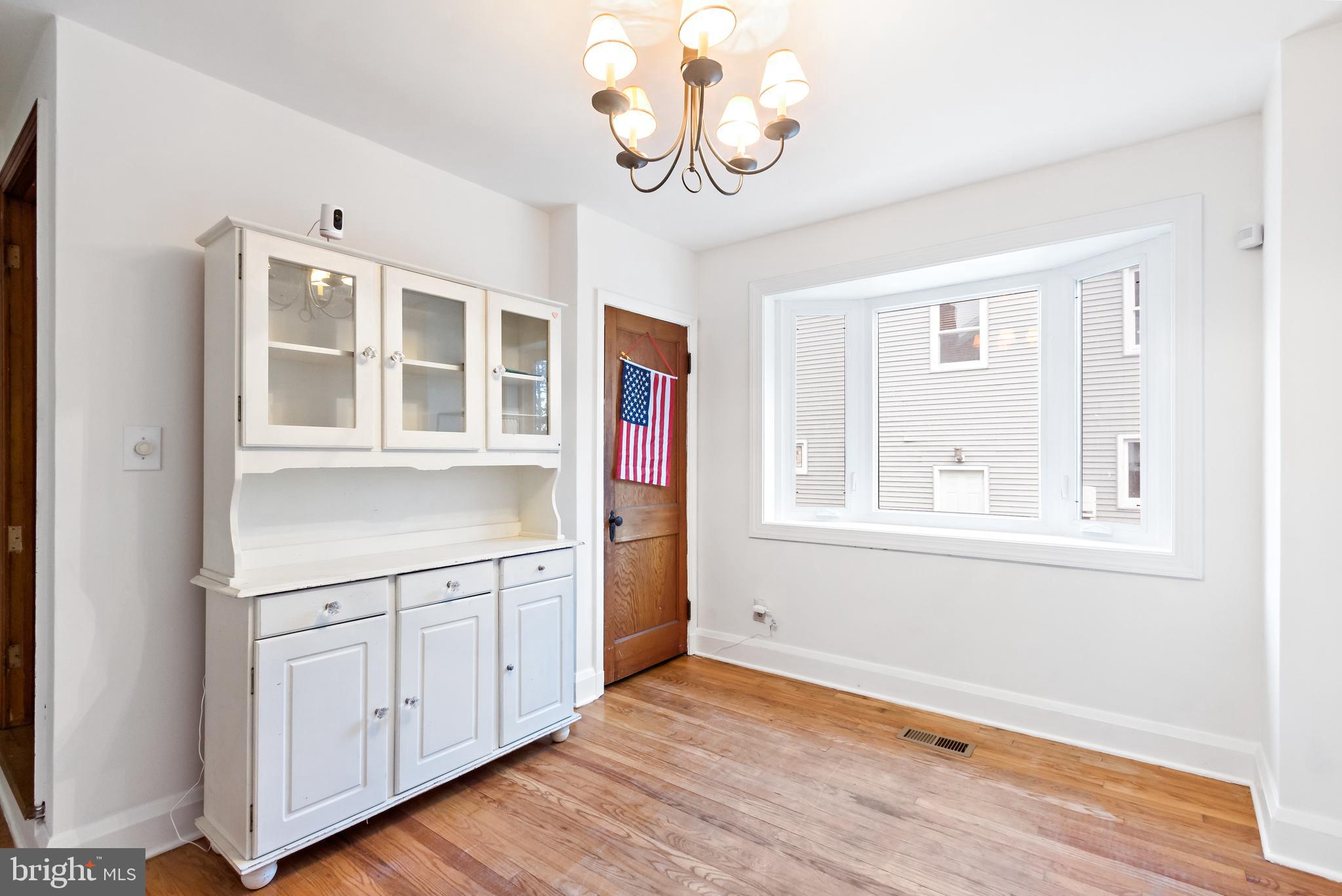 ROSEMONT EAST - Residential