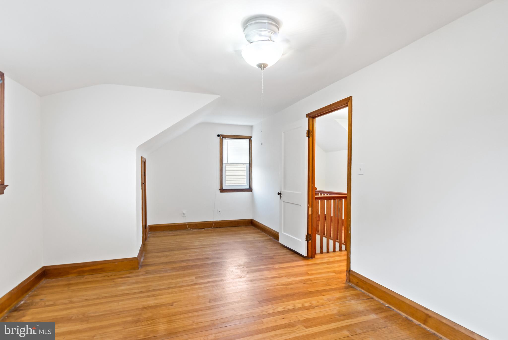 ROSEMONT EAST - Residential