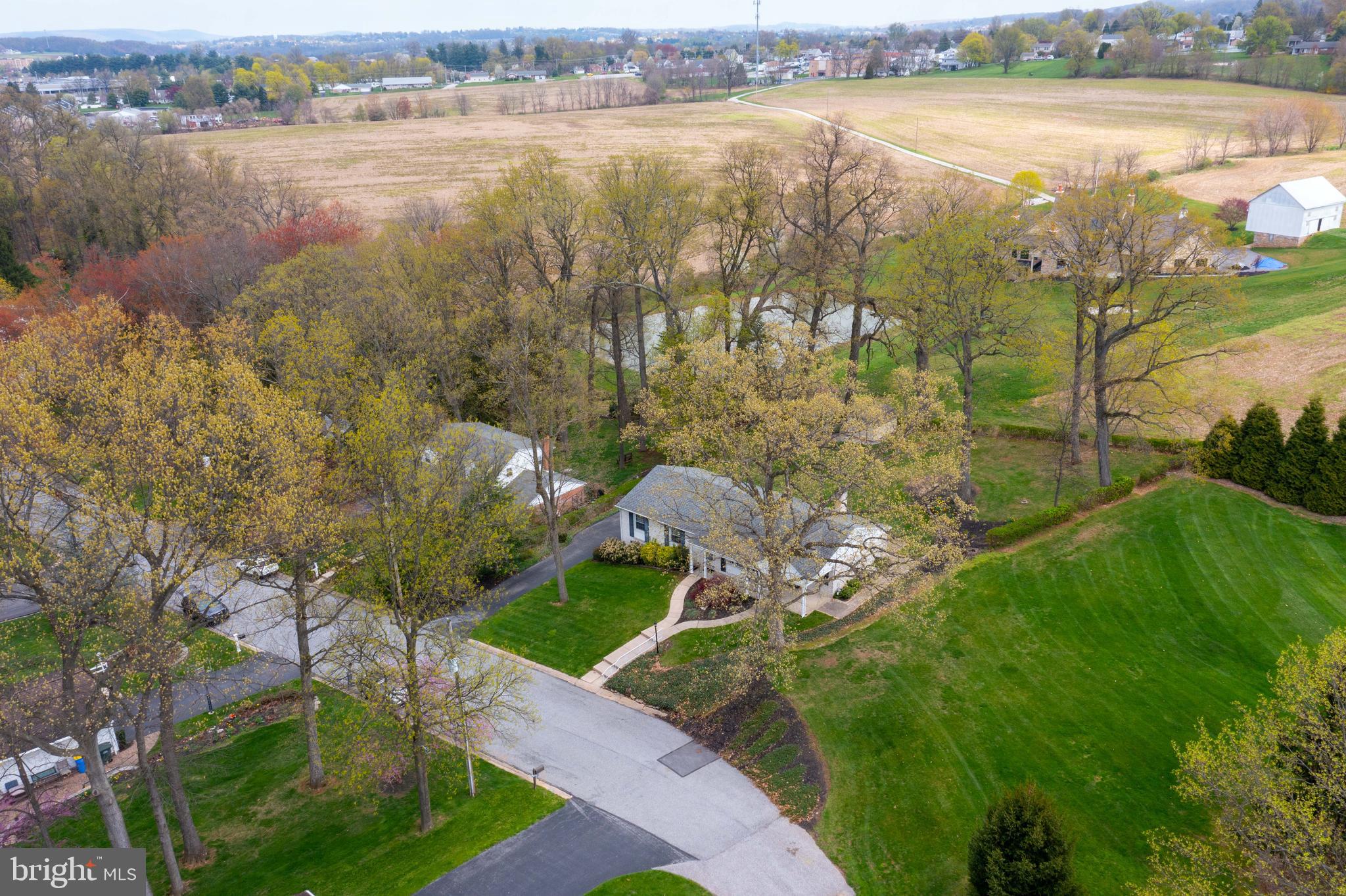 COLONIAL HEIGHTS - Residential