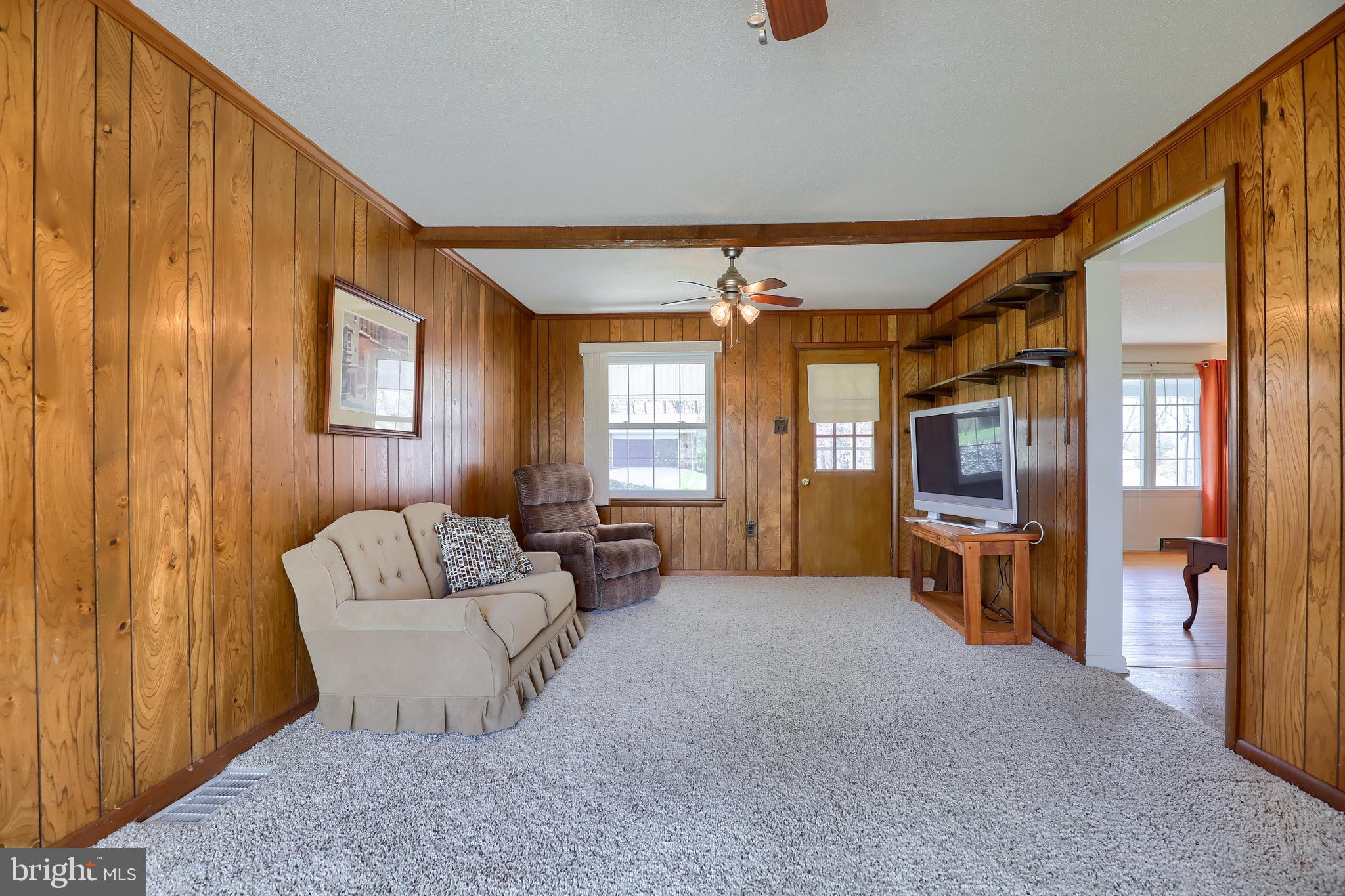COLONIAL HEIGHTS - Residential