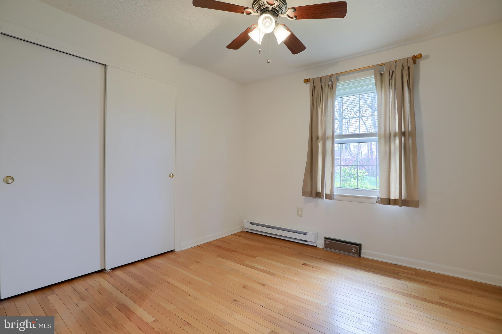 COLONIAL HEIGHTS - Residential