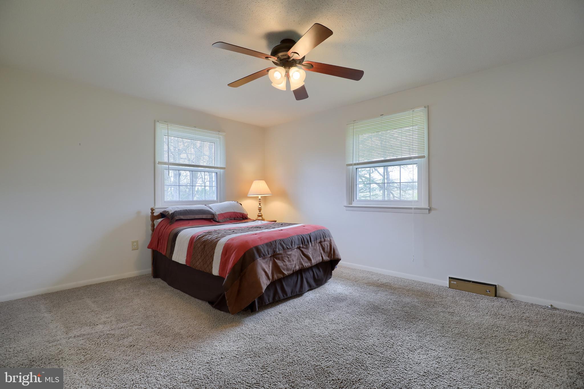 COLONIAL HEIGHTS - Residential
