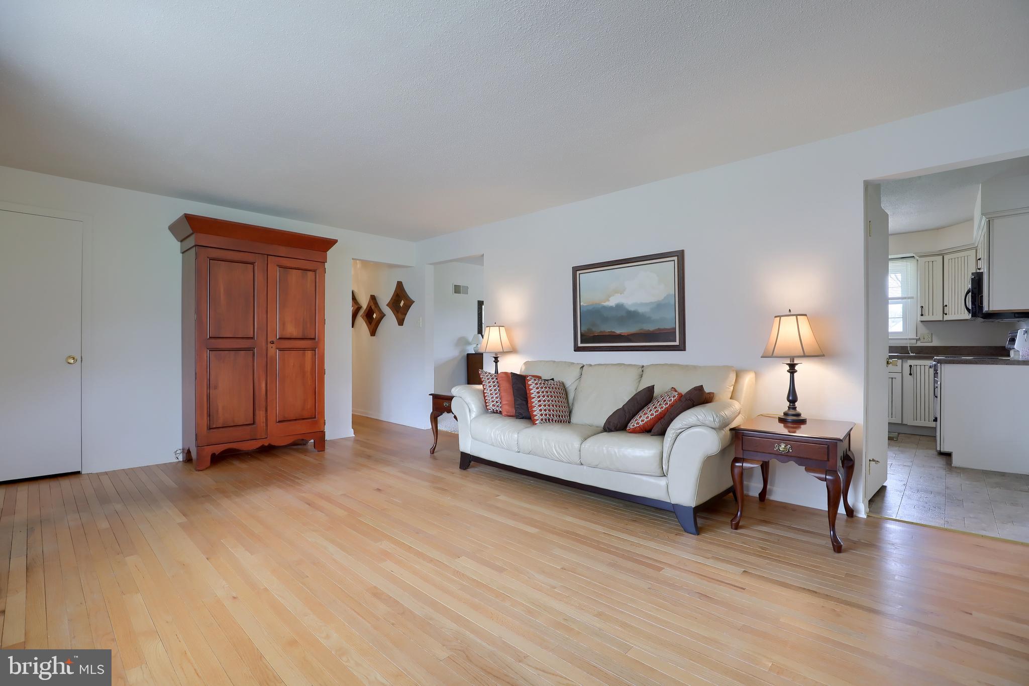 COLONIAL HEIGHTS - Residential