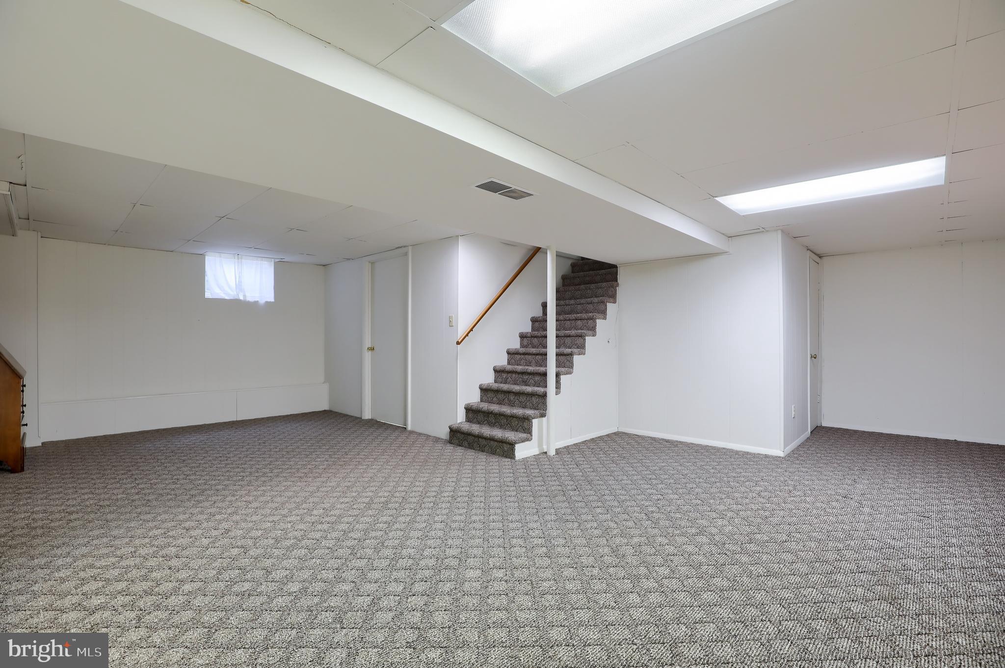 COLONIAL HEIGHTS - Residential